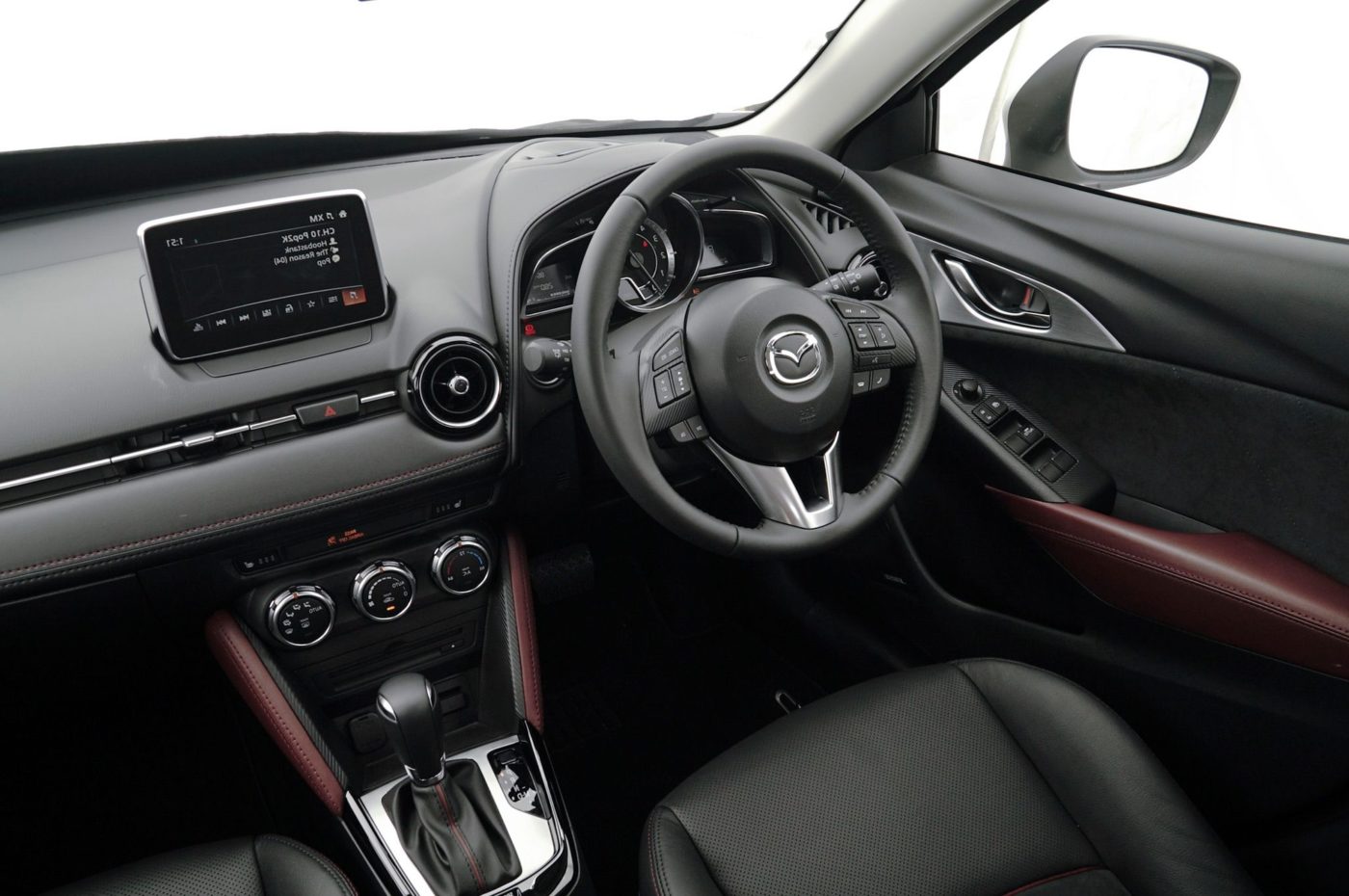 2018 Mazda Cx3 - Mazda 3 Interior 2018 , HD Wallpaper & Backgrounds