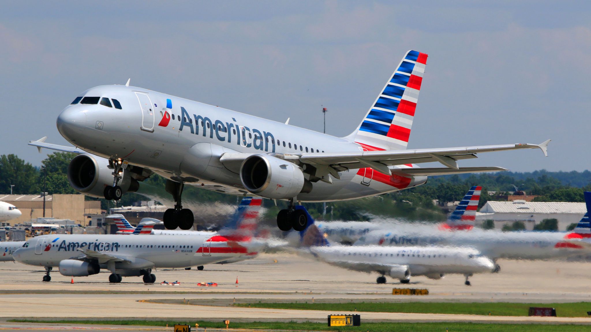 American Airlines 'glitch' Means No Pilots Over Christmas - American Airlines , HD Wallpaper & Backgrounds