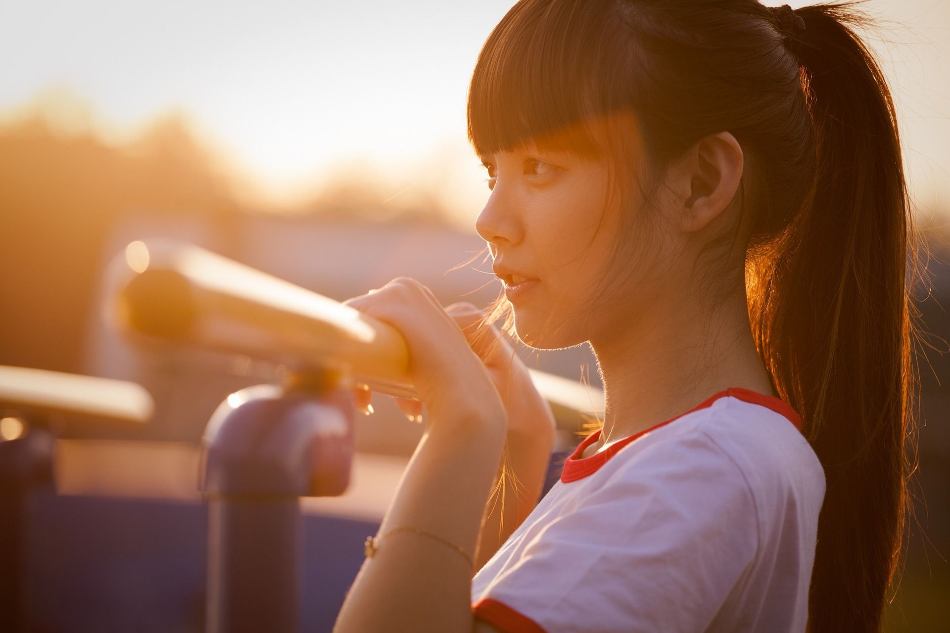Early Morning Cute Asian Girls Wallpaper - Sunset Light Portrait , HD Wallpaper & Backgrounds