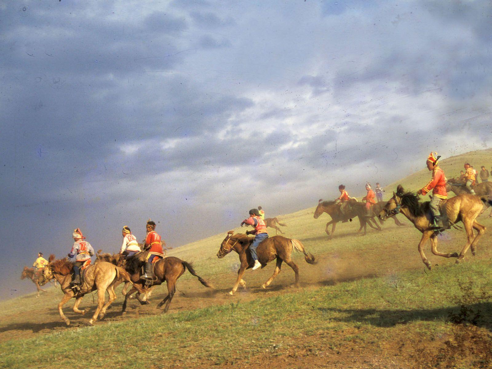 Mongolia Hd Wallpapers - Young Riders Of Mongolia , HD Wallpaper & Backgrounds