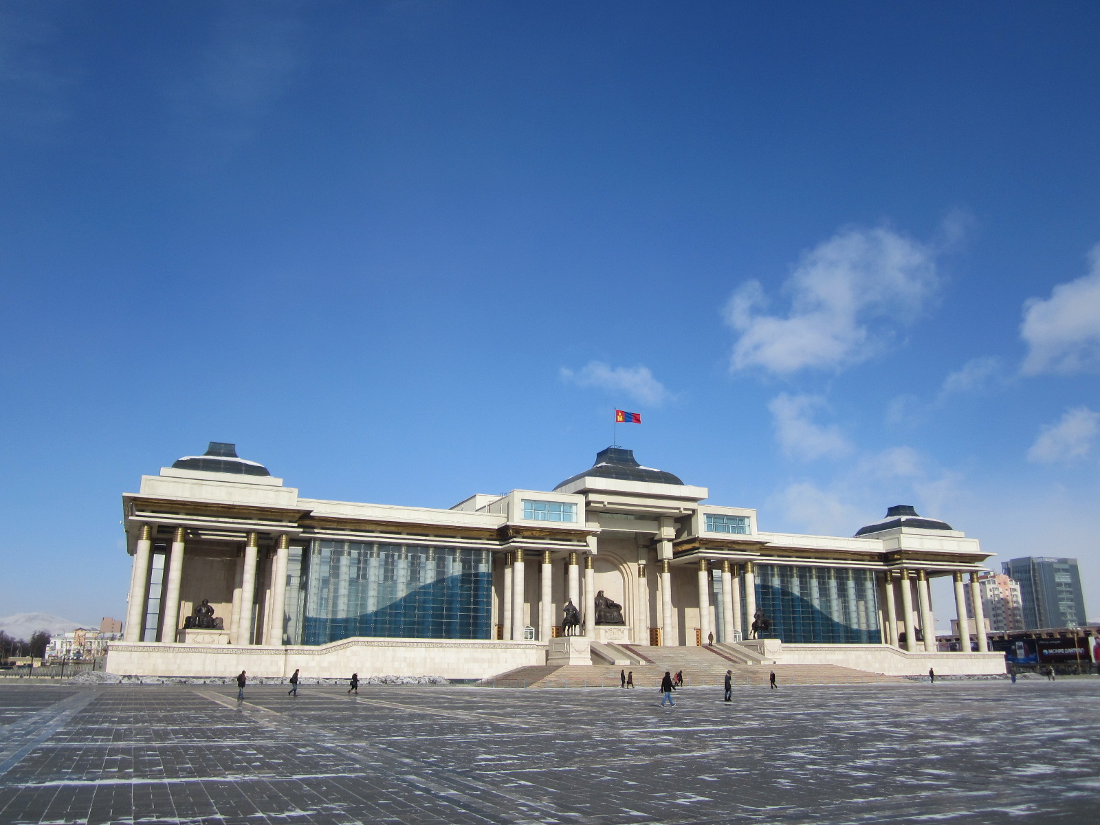 No Wonder This Is Called The “land Of The Eternal Blue - Parliament Of Mongolia , HD Wallpaper & Backgrounds