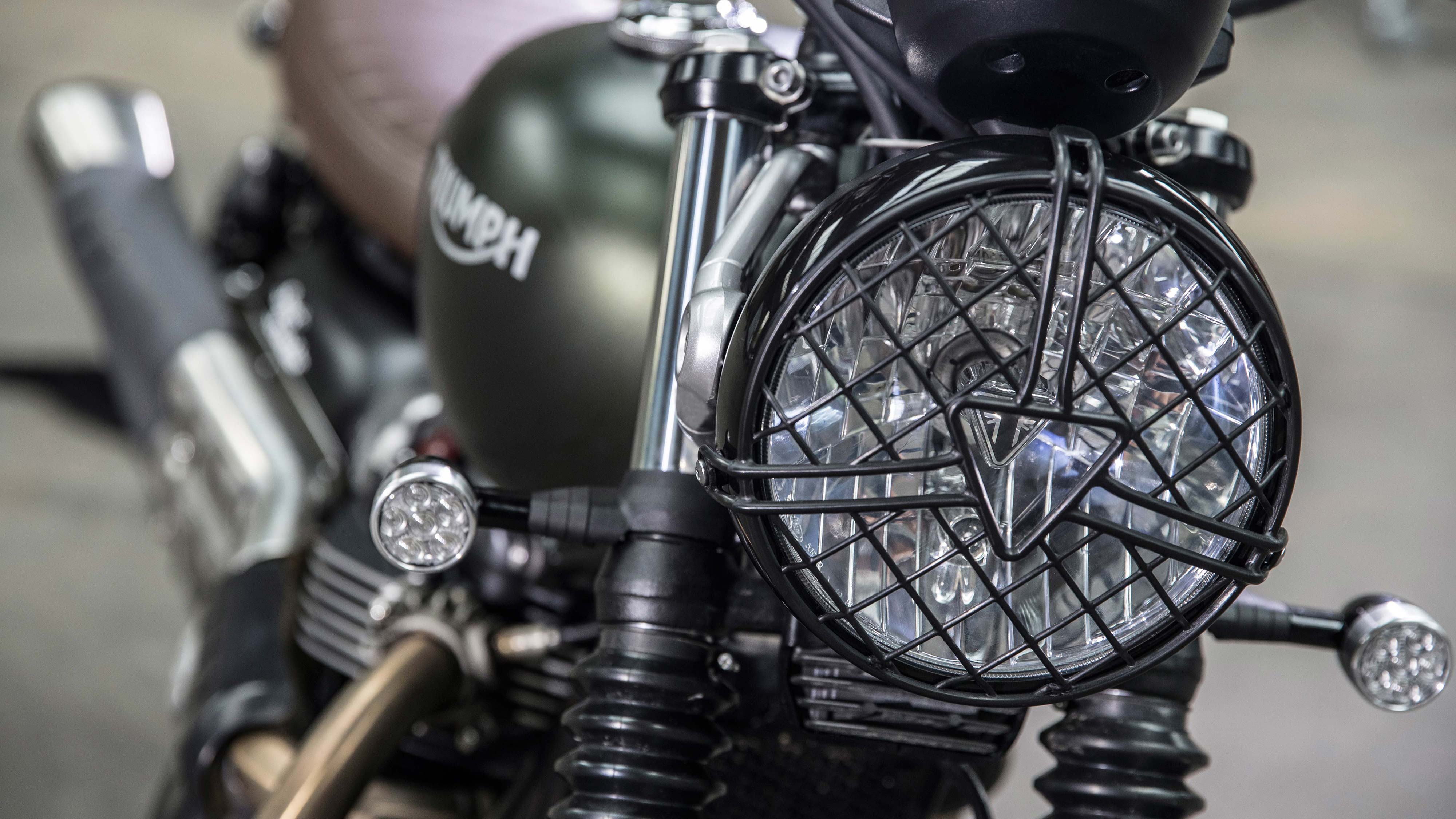 Scrambler Accessories Triumph Motorcycles - Street Scrambler Headlight Grill , HD Wallpaper & Backgrounds