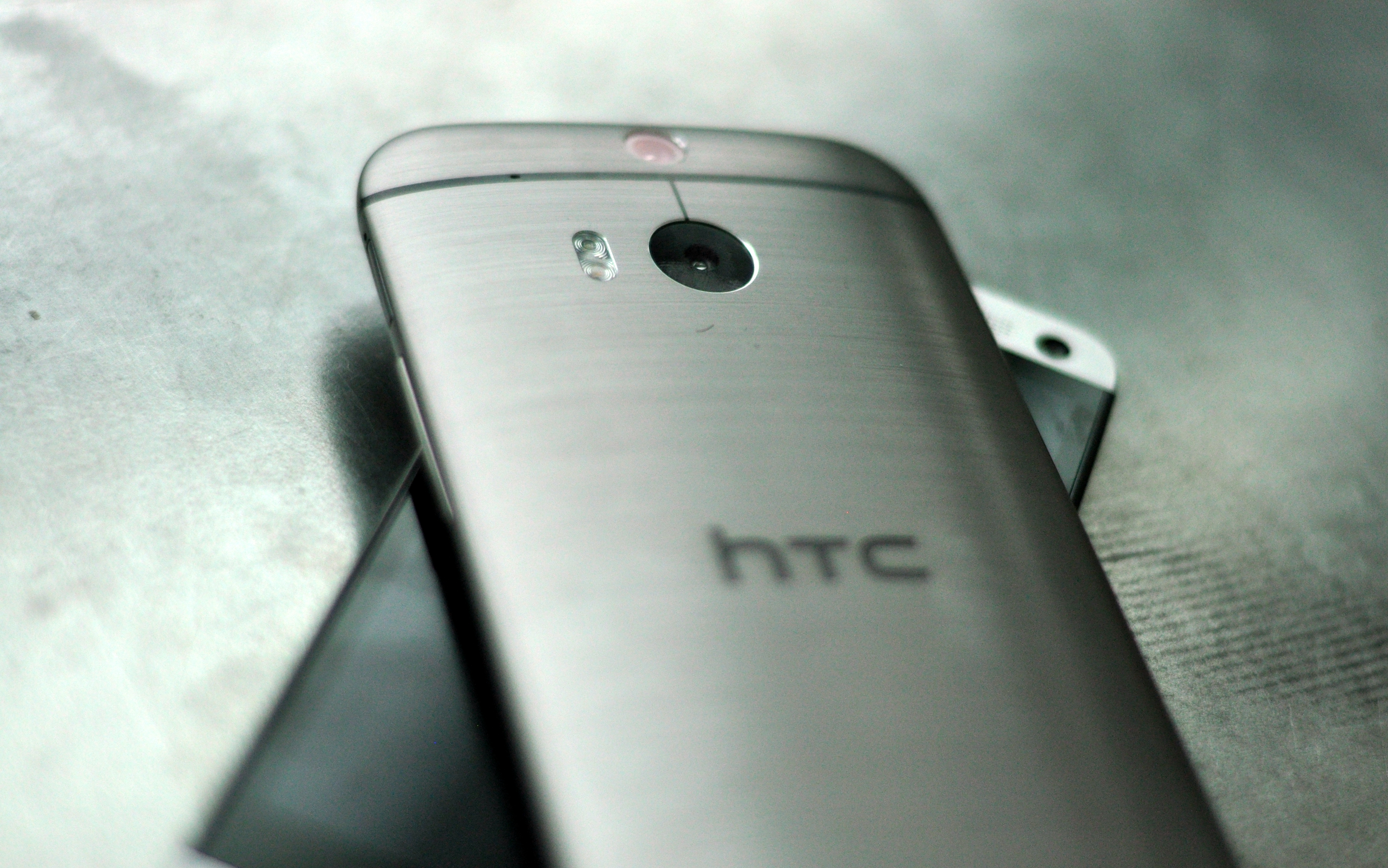 Htc One M8 , HD Wallpaper & Backgrounds