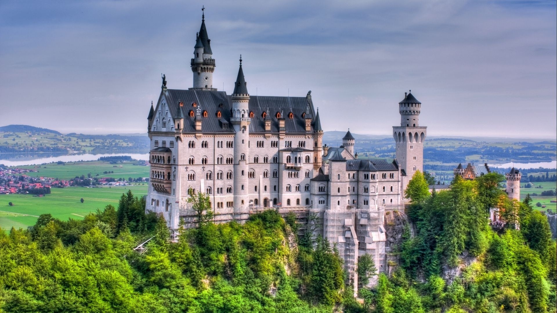 Neuschwanstein Castle Germany Wallpaper - Neuschwanstein Castle , HD Wallpaper & Backgrounds