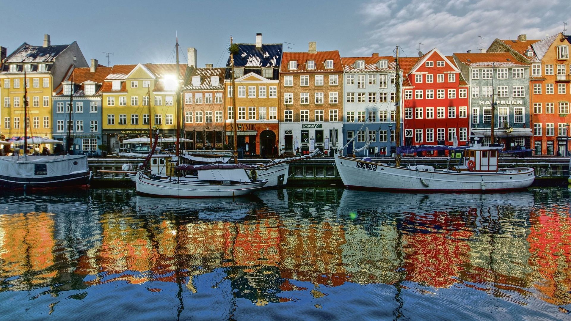 Copenhagen - Famous Copenhagen , HD Wallpaper & Backgrounds