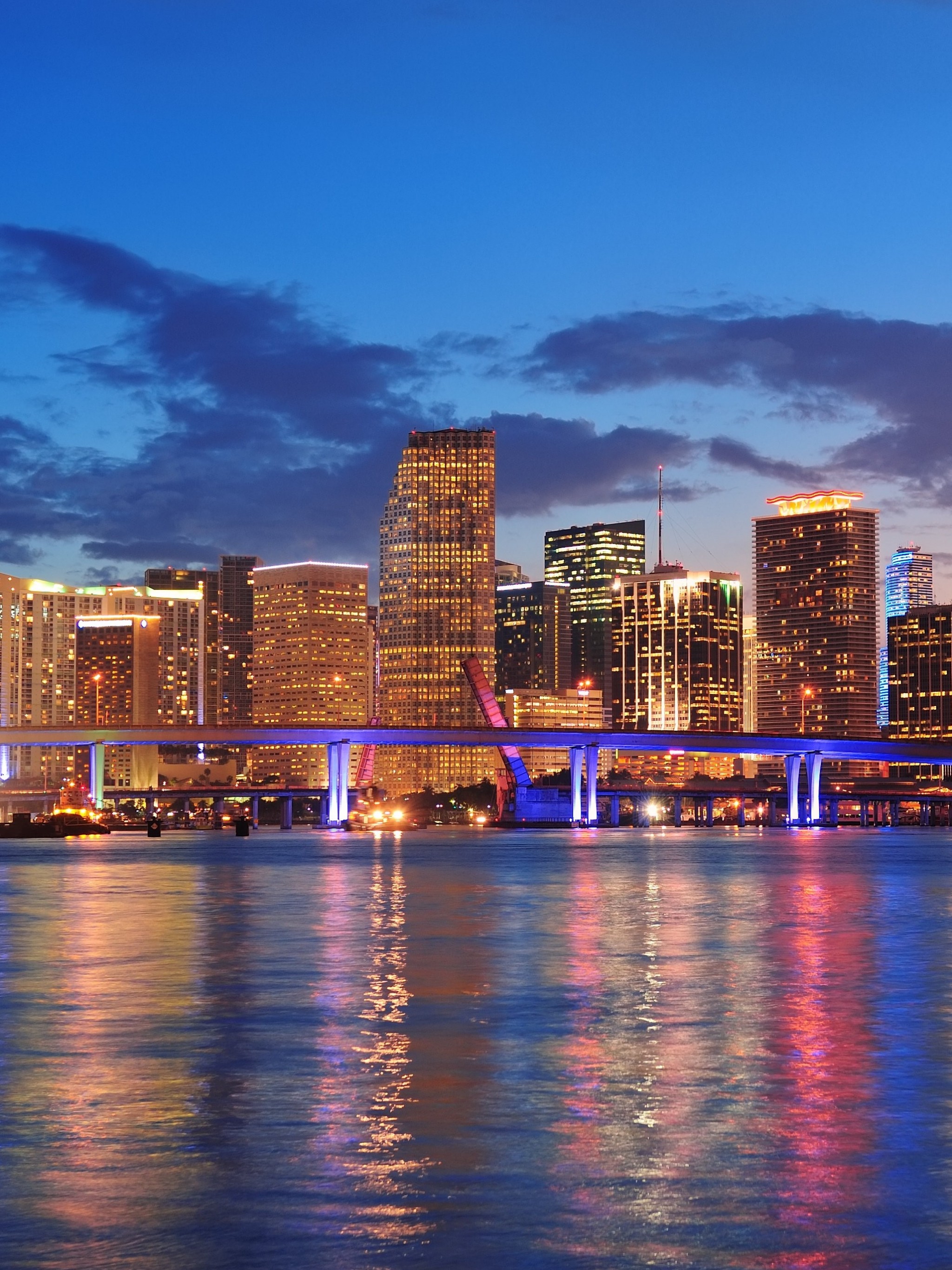 Download Miami Port Parking, Miami Plastic Surgery - Best Miami Real Estate , HD Wallpaper & Backgrounds