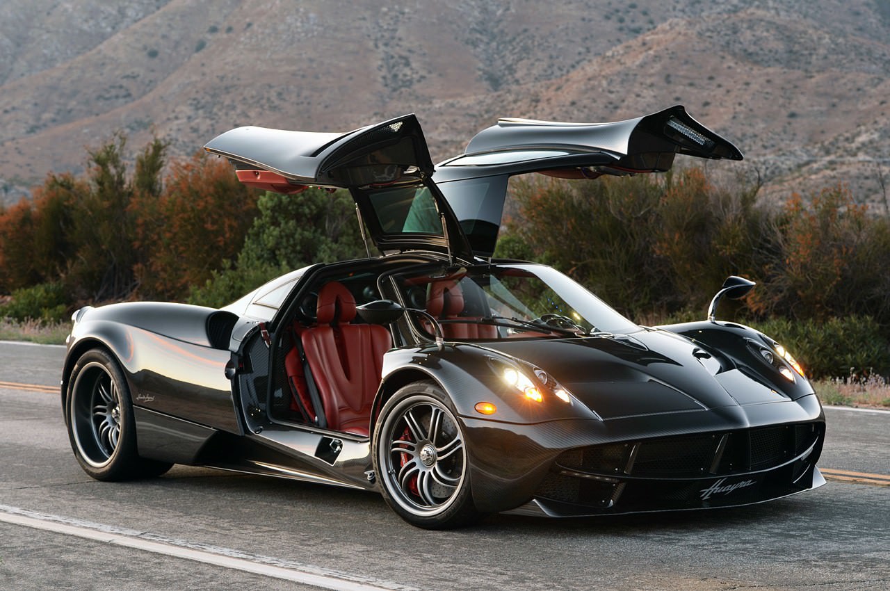 Pagani Huayra Carbon Edition Wallpaper - Fastest Car In The World 2019 , HD Wallpaper & Backgrounds