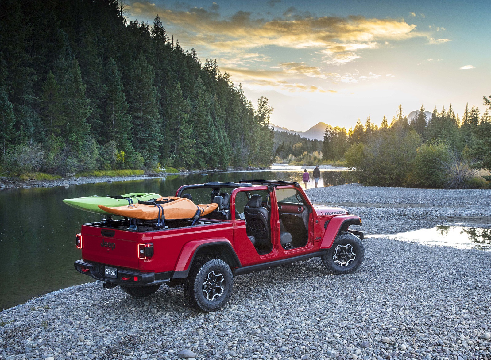 2020 Jeep Gladiator With Mopar Parts Rear Three-quarter - Jeep Gladiator Kayak Rack , HD Wallpaper & Backgrounds