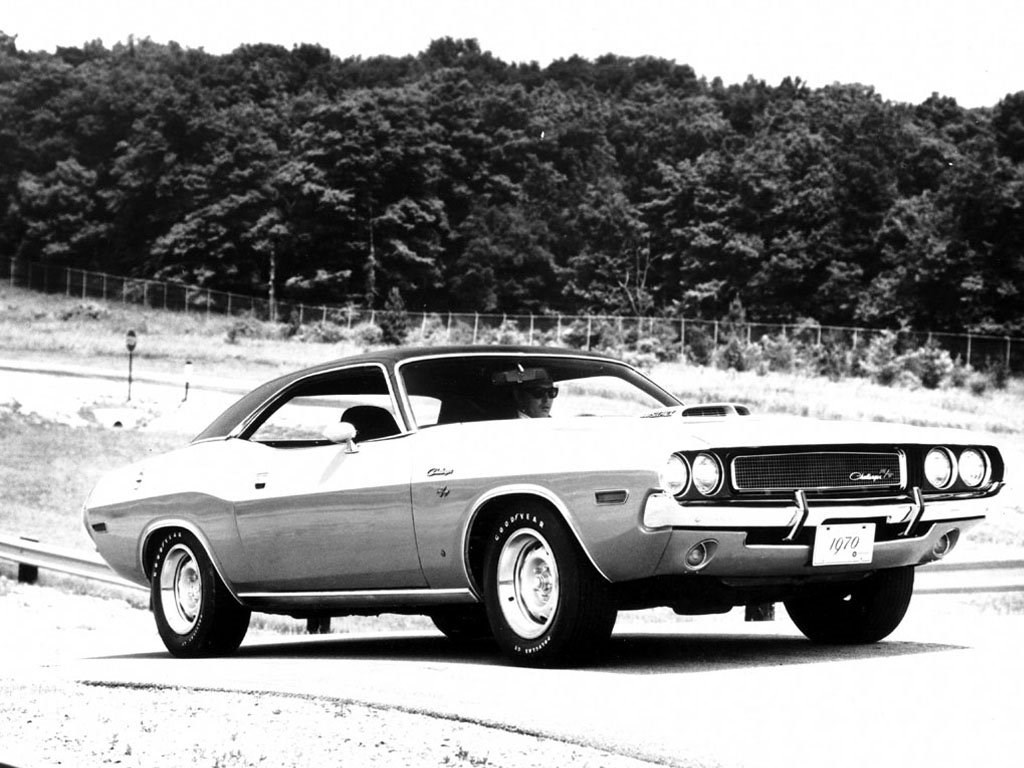 1970 Dodge Challenger Rt Black And White , HD Wallpaper & Backgrounds