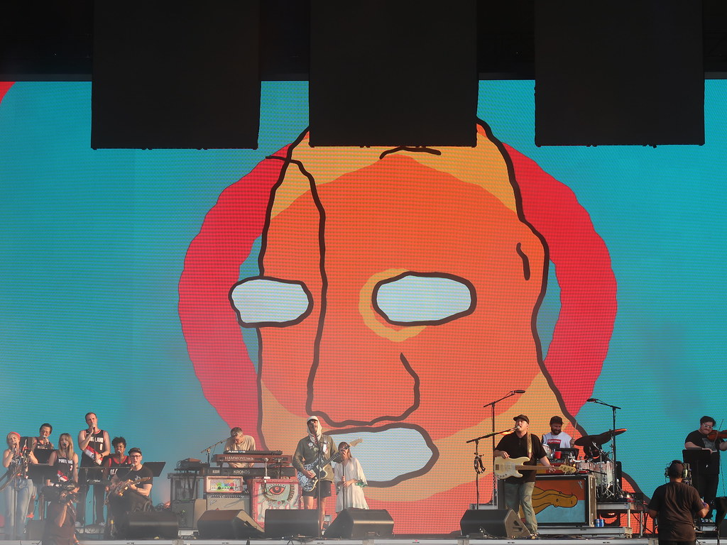 The Man At Lollapalooza - Creative Arts , HD Wallpaper & Backgrounds