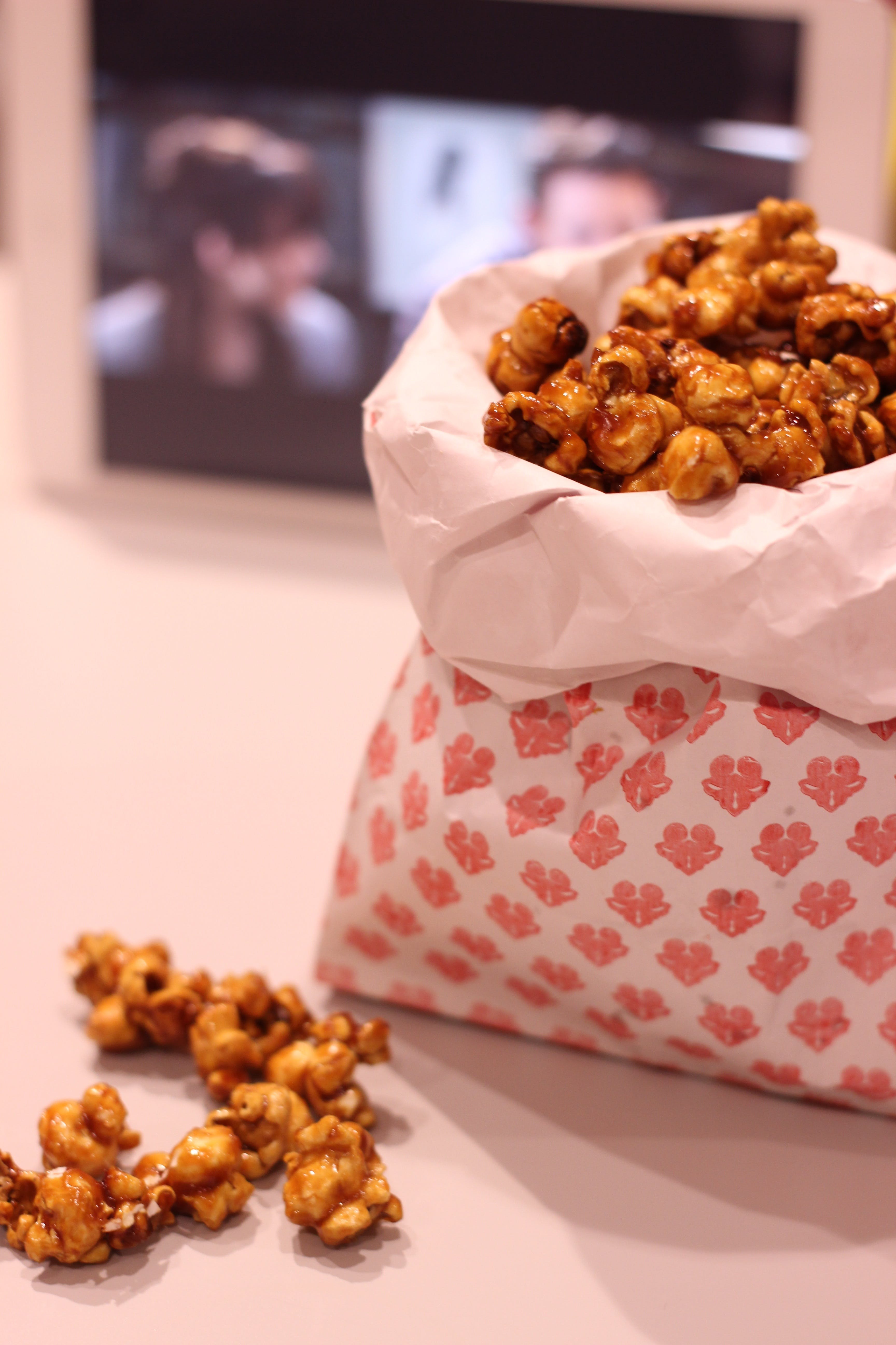 Caramel Popcorn, Caramelized, Food - Popcorn , HD Wallpaper & Backgrounds