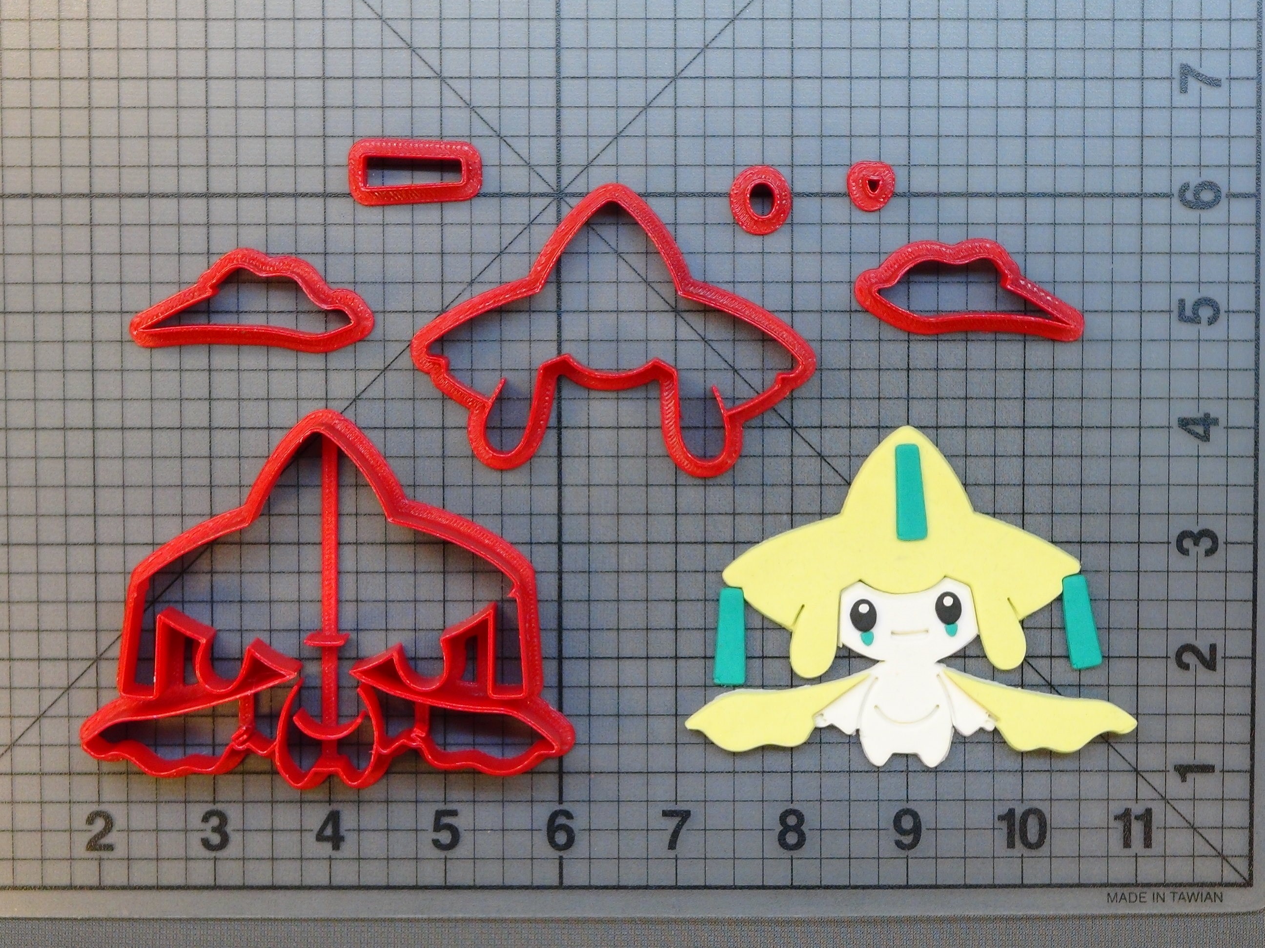 Pokemon Jirachi 266-881 Cookie Cutter Set - Construction Paper , HD Wallpaper & Backgrounds