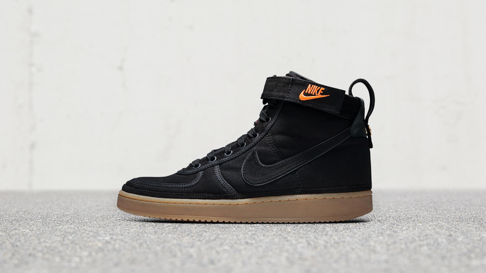 The Collab Revisits Some Of Nike's Iconic Styles With - Carhartt Nike , HD Wallpaper & Backgrounds