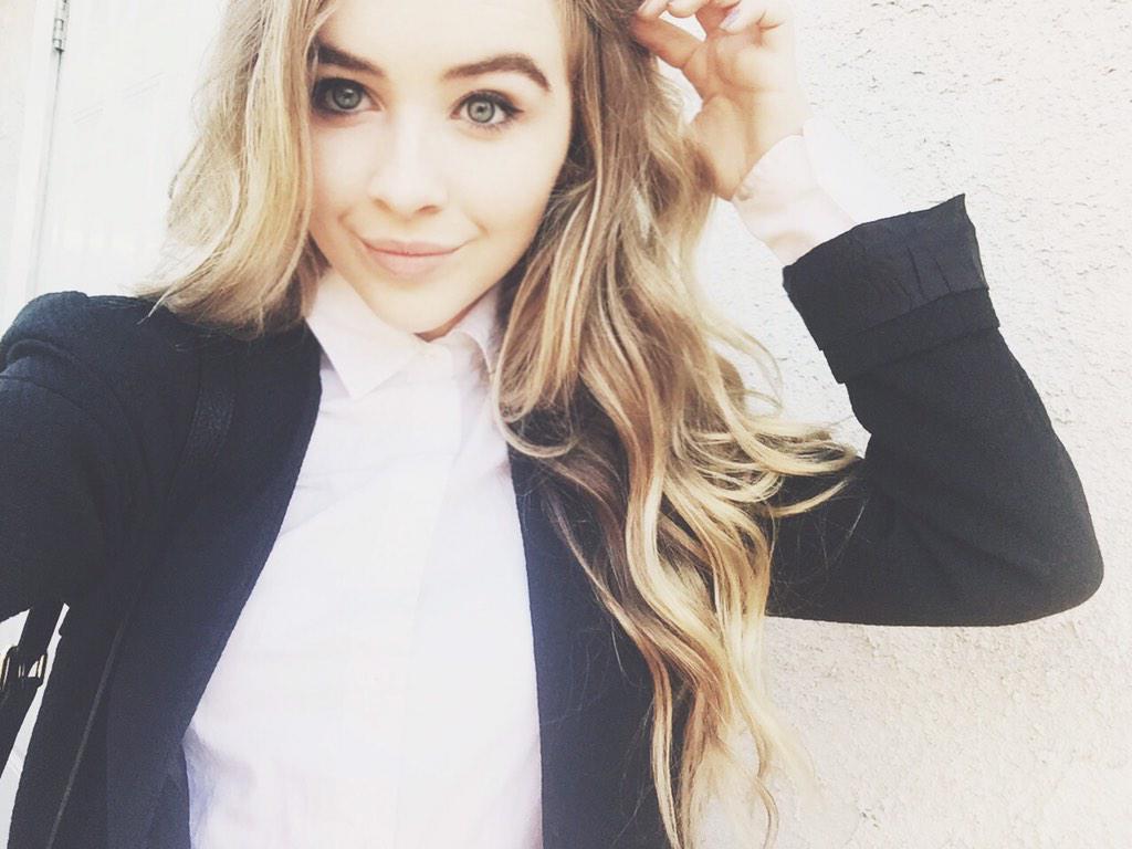 Sabrina Carpenter Teeninfonet - Sabrina Carpenter Nose (#1486783) - HD