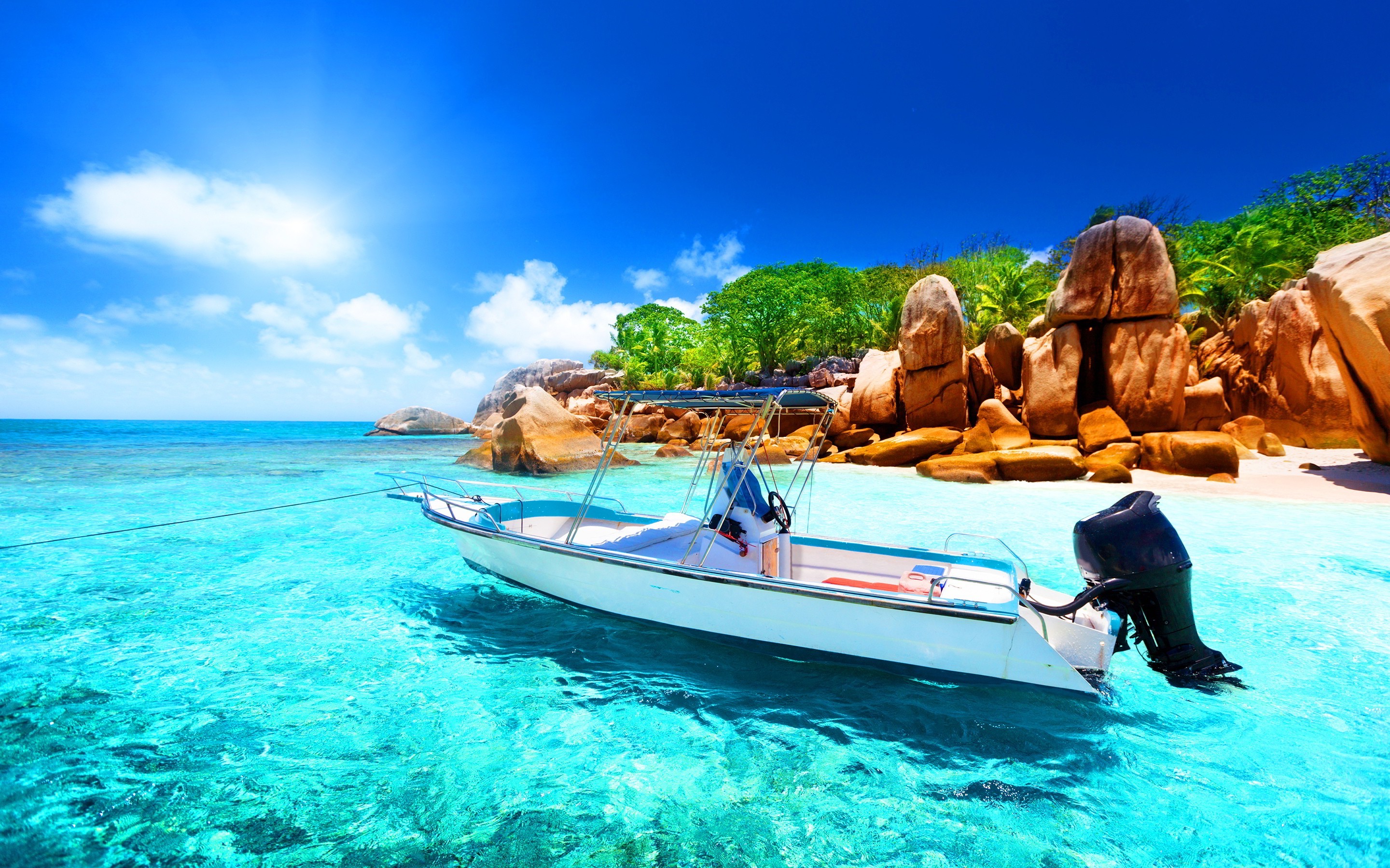 Seychelles Boat Sea Nature Wallpaper And Background - Fond D Écran Seychelles , HD Wallpaper & Backgrounds
