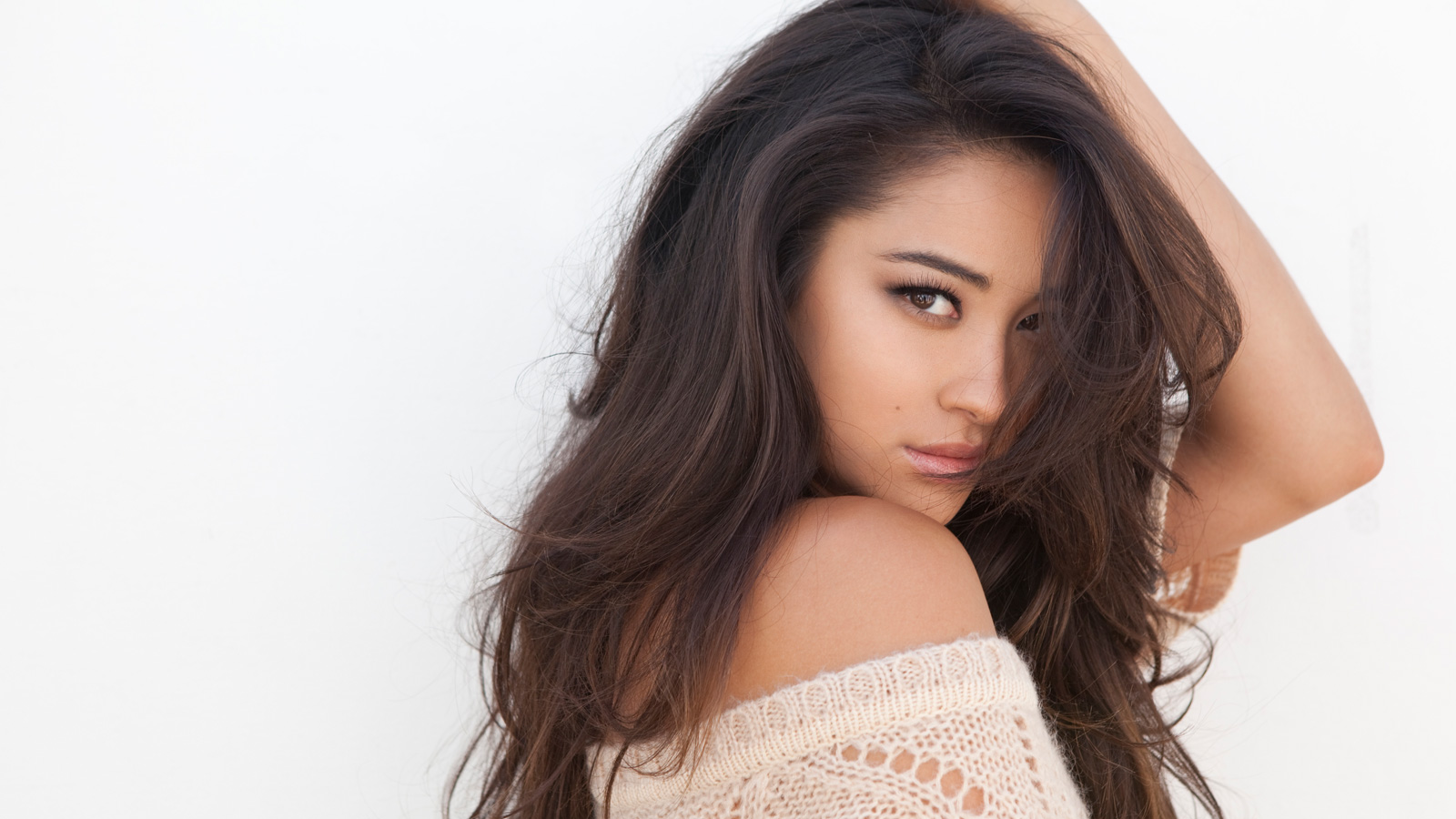 Image Shay Mitchell - Shay Mitchell , HD Wallpaper & Backgrounds