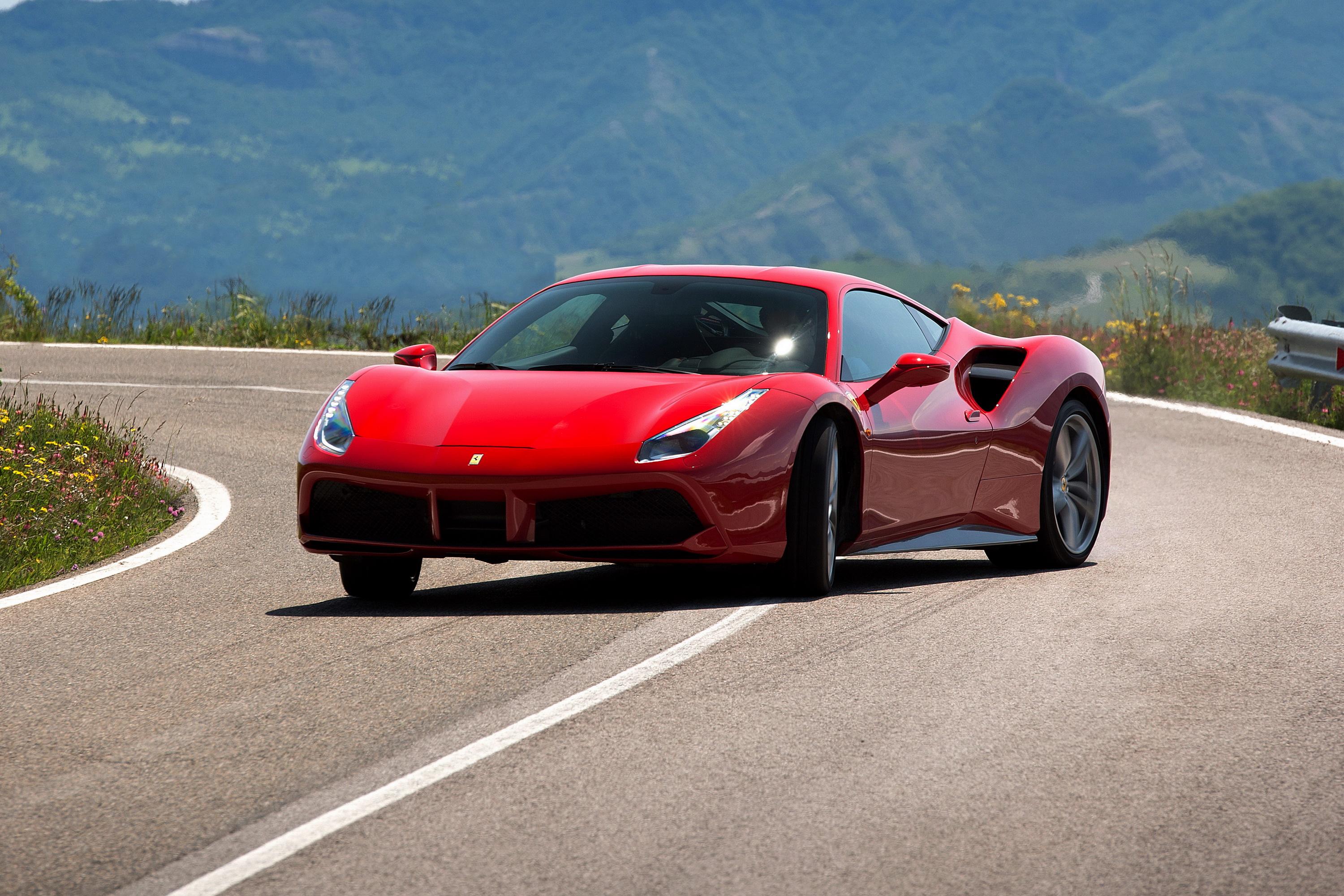 2015 Ferrari 488 Gtb - Ferrari 488 Gtb Wallpaper Hd , HD Wallpaper & Backgrounds