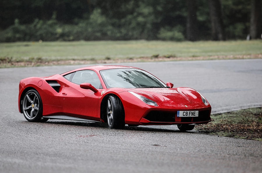 Ferrari 488 Gtb V8 , HD Wallpaper & Backgrounds