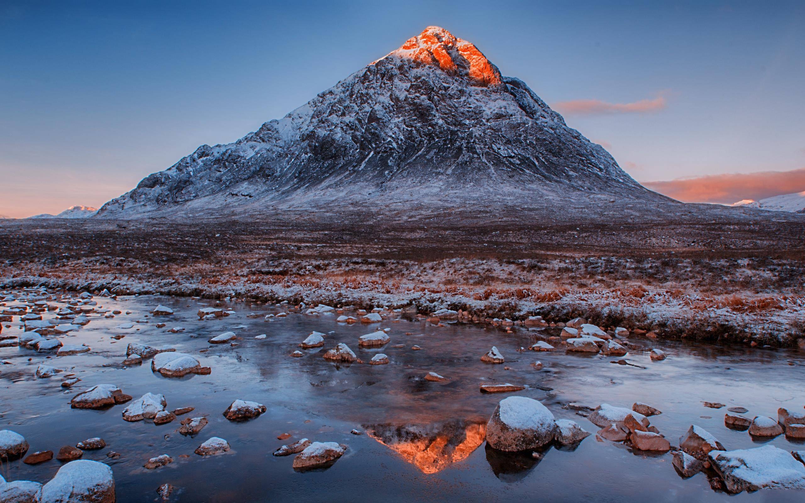 Mountain And Winter Hd Wallpaper - Buachaille Etive Mor , HD Wallpaper & Backgrounds