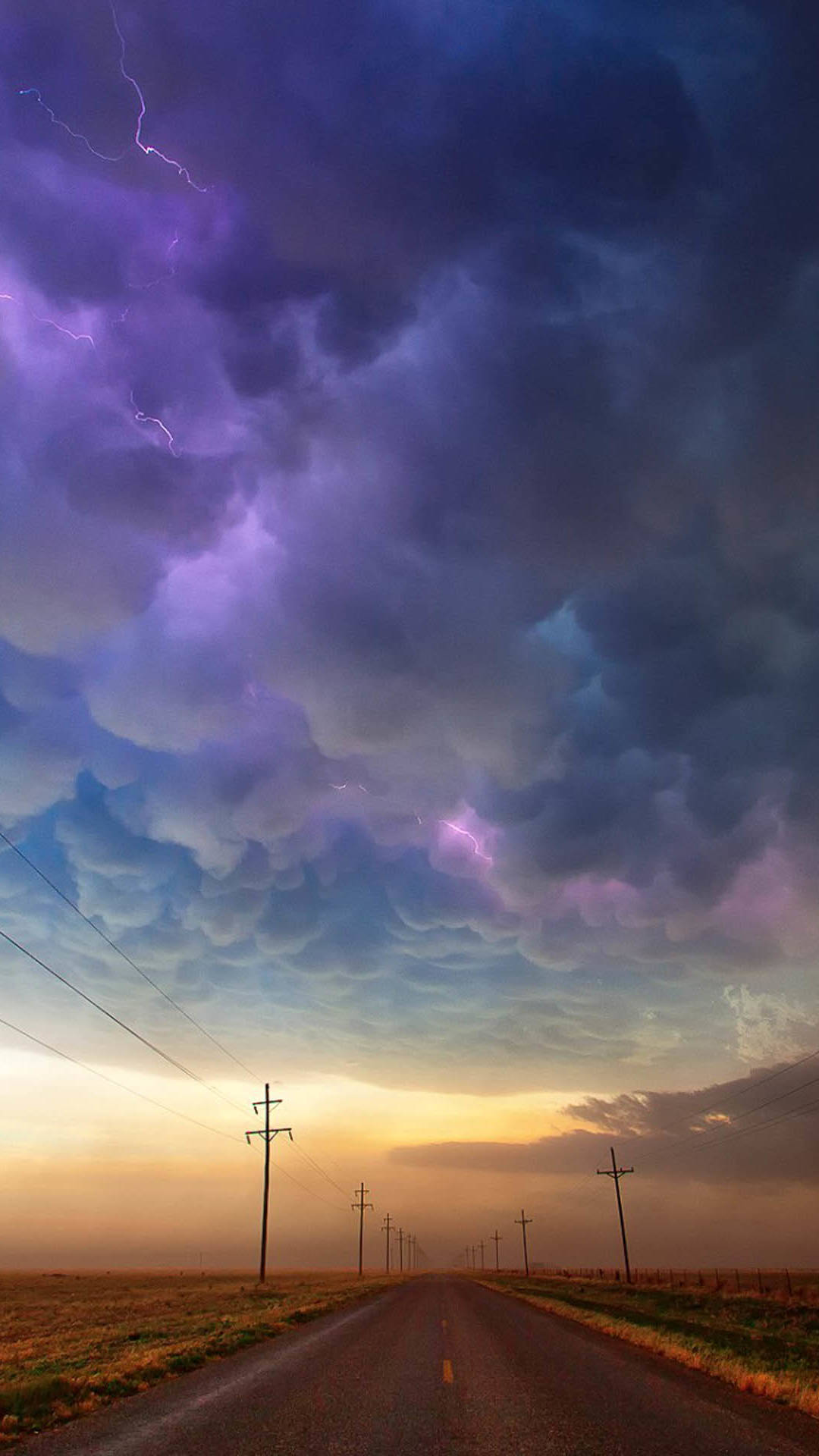 Good Wallpapers For Iphone 6 - Purple Blue Stormy Sky , HD Wallpaper & Backgrounds