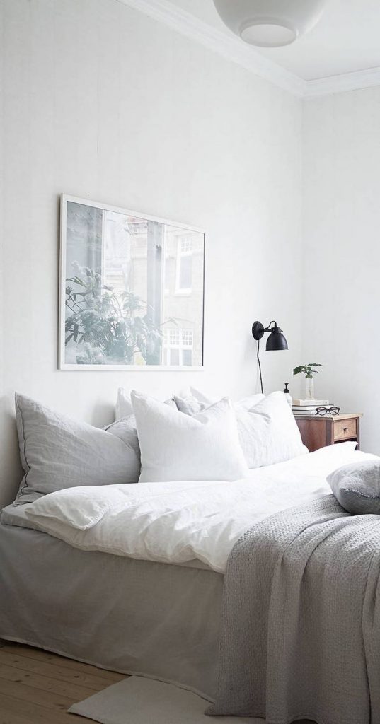 503 Best Bedrooms Images On Bedroom Cupboards Abstract - Vintage Minimalist Bedrooms , HD Wallpaper & Backgrounds