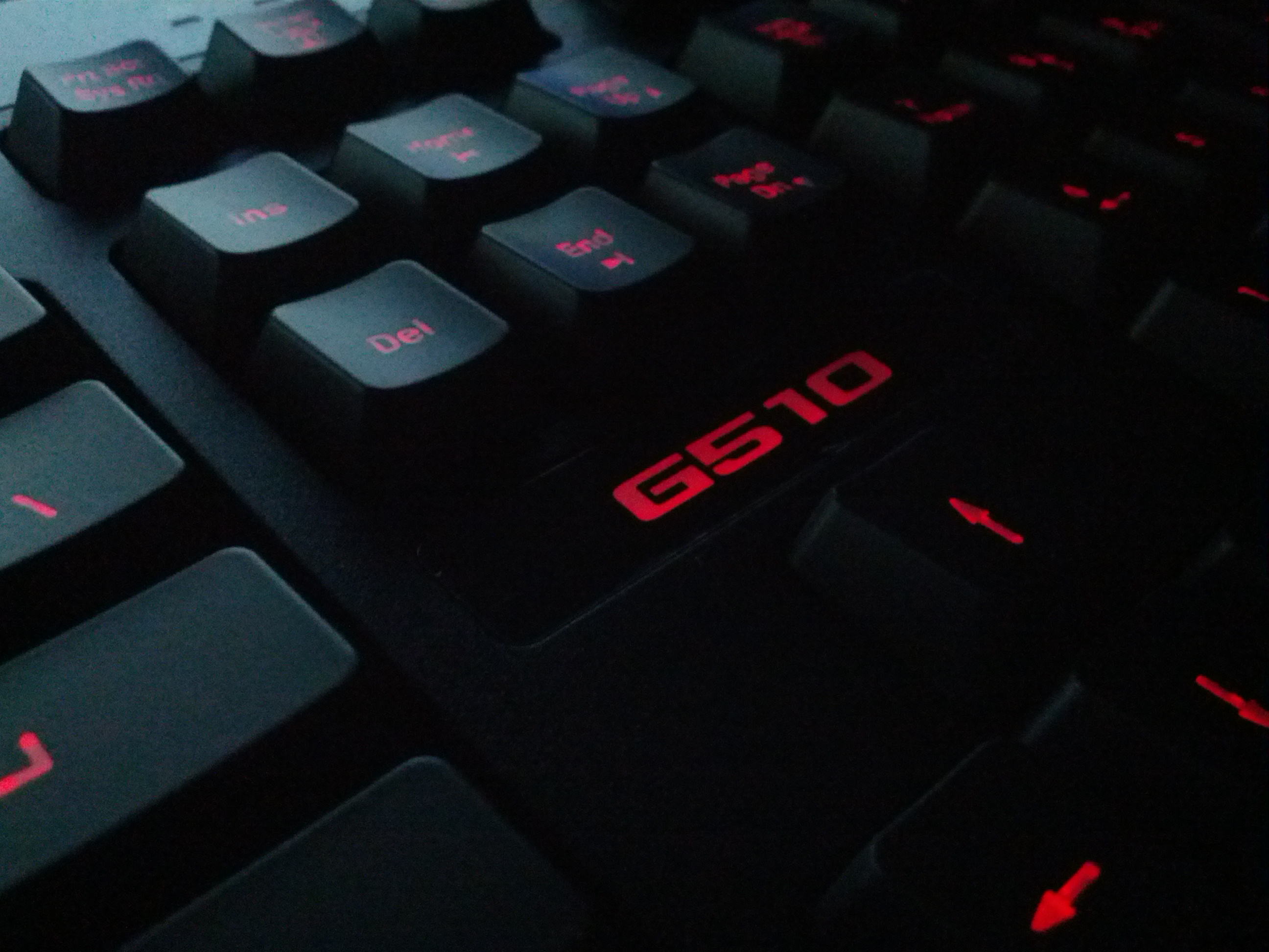 Logitech G510 Gaming Keyboard In All It's Backlit Glory - Razer Logitech , HD Wallpaper & Backgrounds