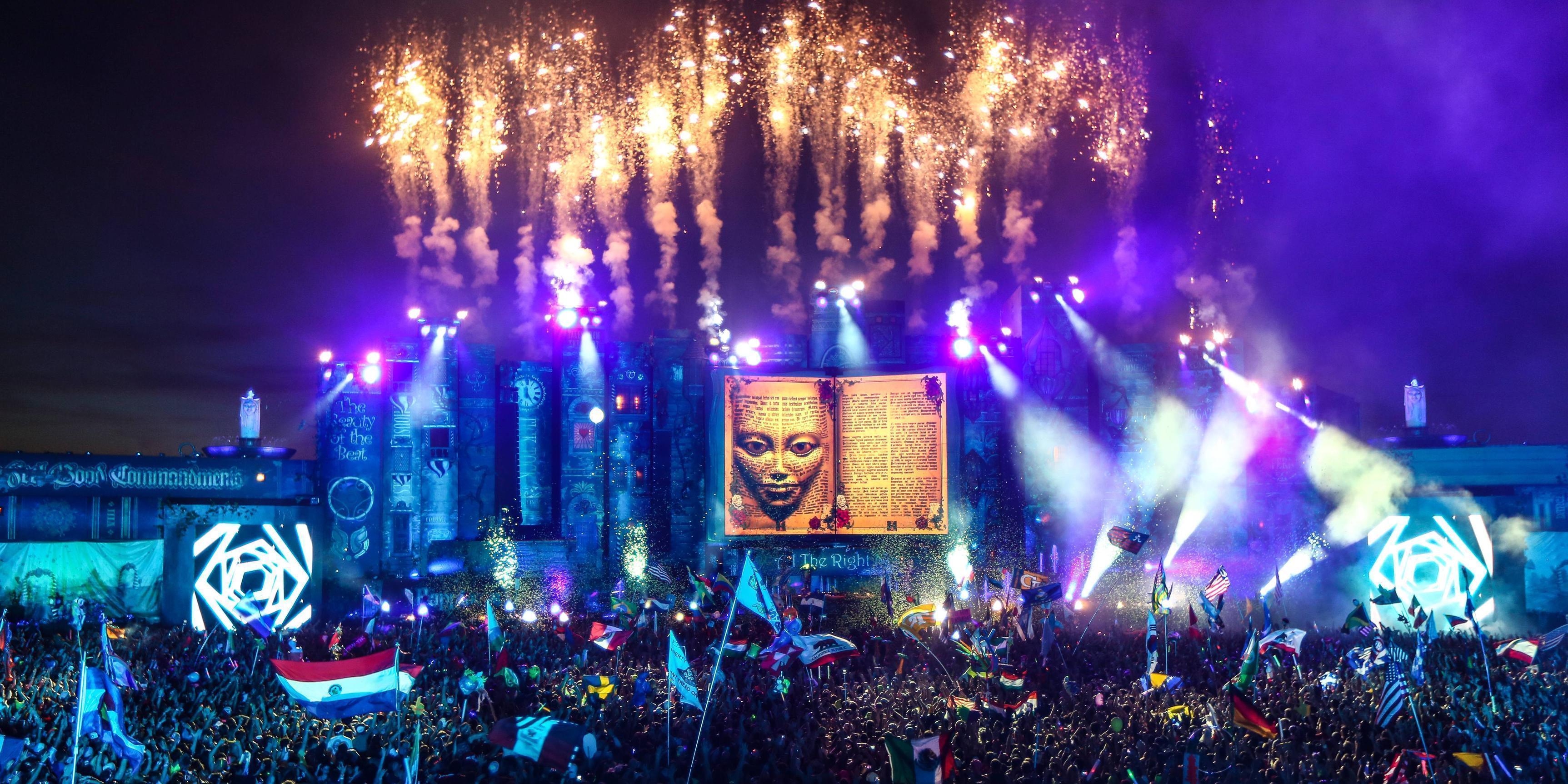 Tomorrowland 2015 Laser Show Hd Wallpapers - Imagenes De Tomorrowland 2018 Hd , HD Wallpaper & Backgrounds