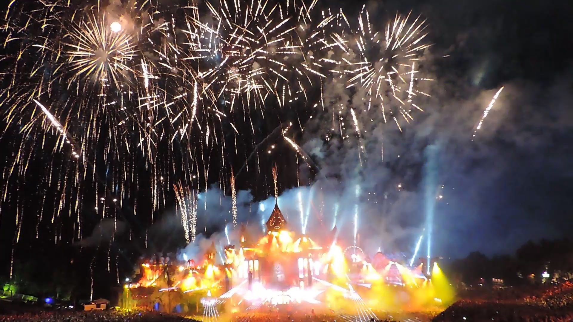 Tomorrowland, Stage, Tomorrowland Guide, Electro Festival, - Fireworks , HD Wallpaper & Backgrounds