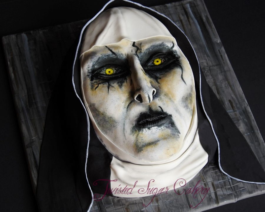 The Nun Demon, Valak On Cake Central - Nun Cake , HD Wallpaper & Backgrounds