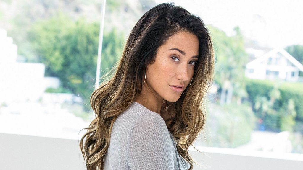 Eva Lovia Photos Telegraph 