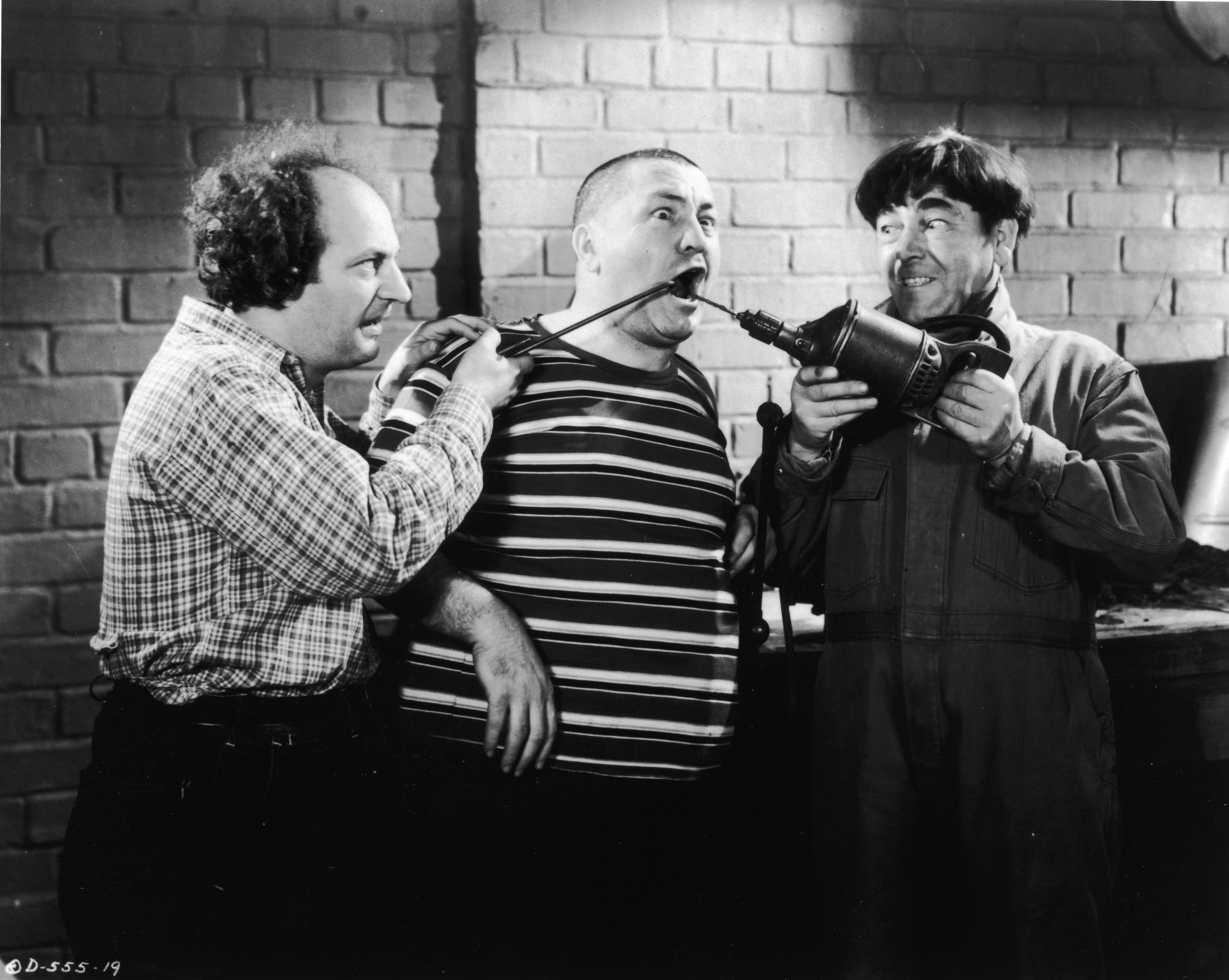 Best 55 The Three Stooges Wallpaper On Hipwallpaper - Three Stooges , HD Wallpaper & Backgrounds