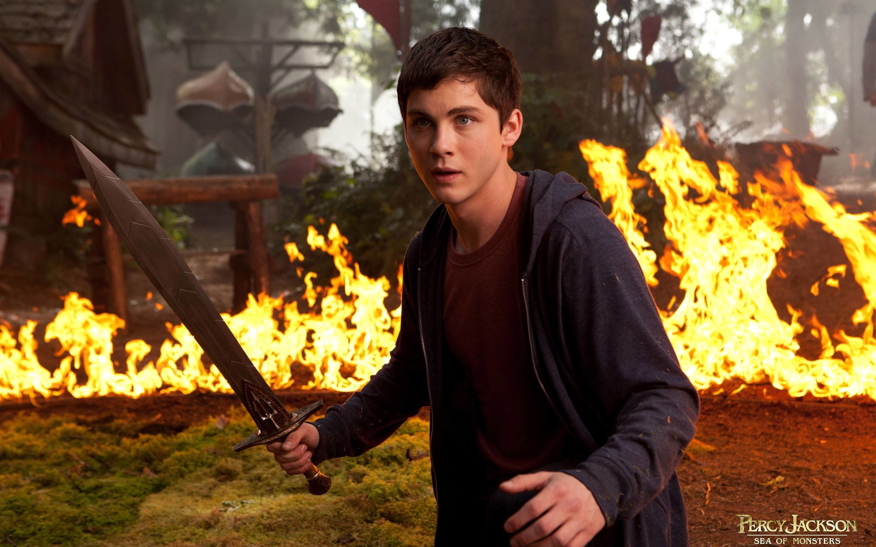 Logan Lerman As Percy Jackson Wallpapers 70 Background - Percy Jackson Sea Of Monsters Percy , HD Wallpaper & Backgrounds