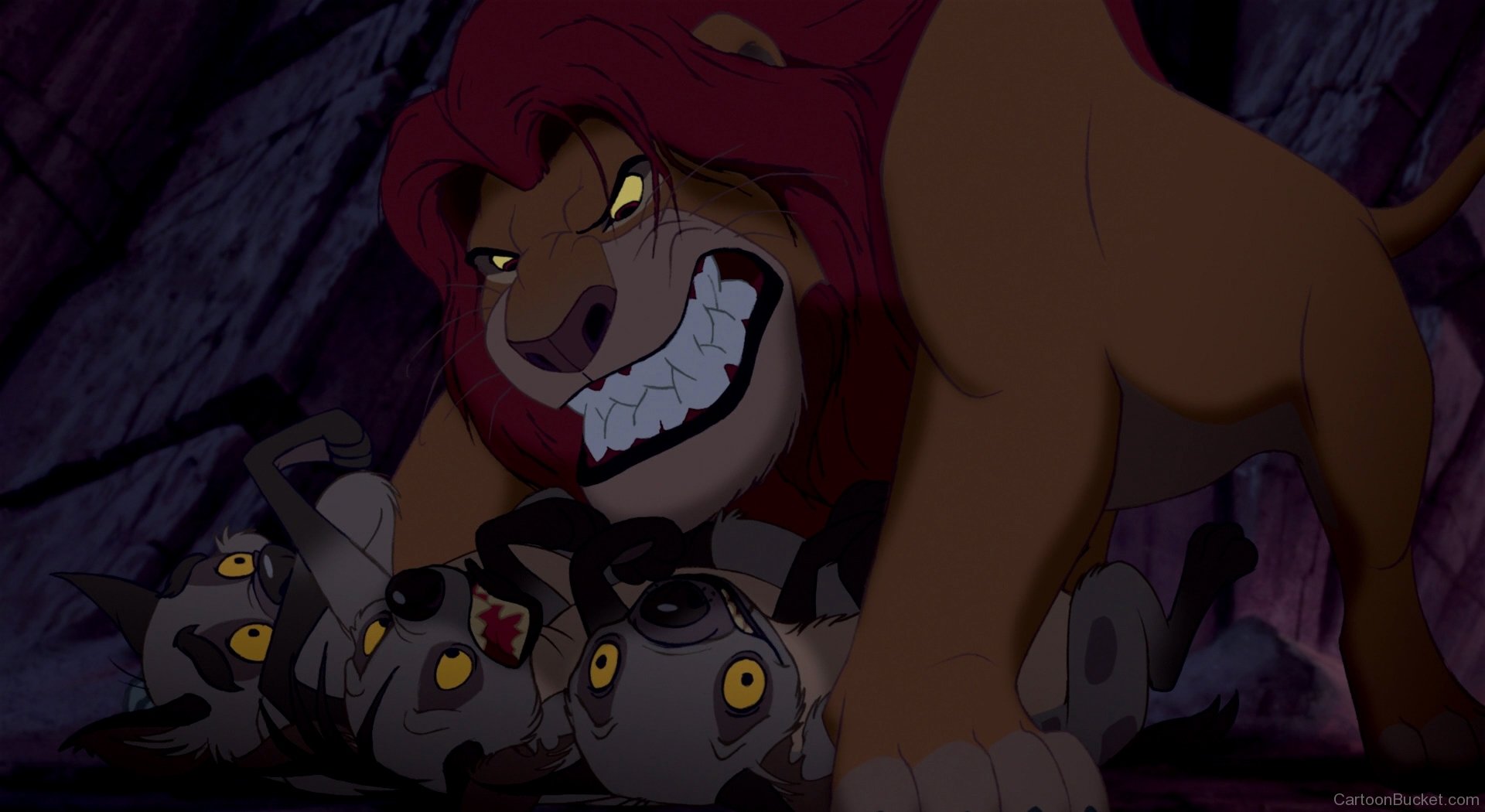 Mufasa Hitting Shenzi,scar And Ed - Lion King Mufasa And Hyenas , HD Wallpaper & Backgrounds