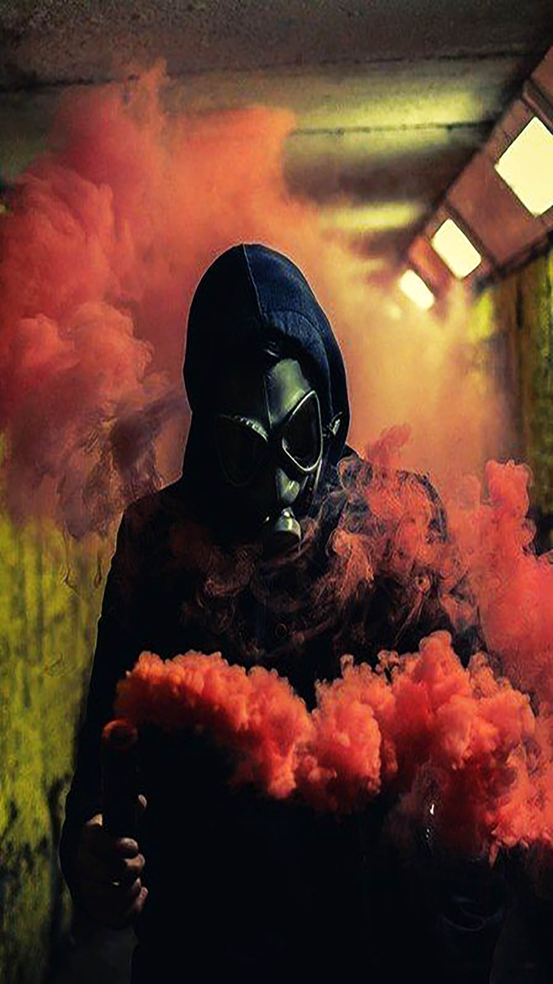 4k Urbex People Wallpapers Lockscreen Backgrounds - Smoke Bomb Photography Mask , HD Wallpaper & Backgrounds