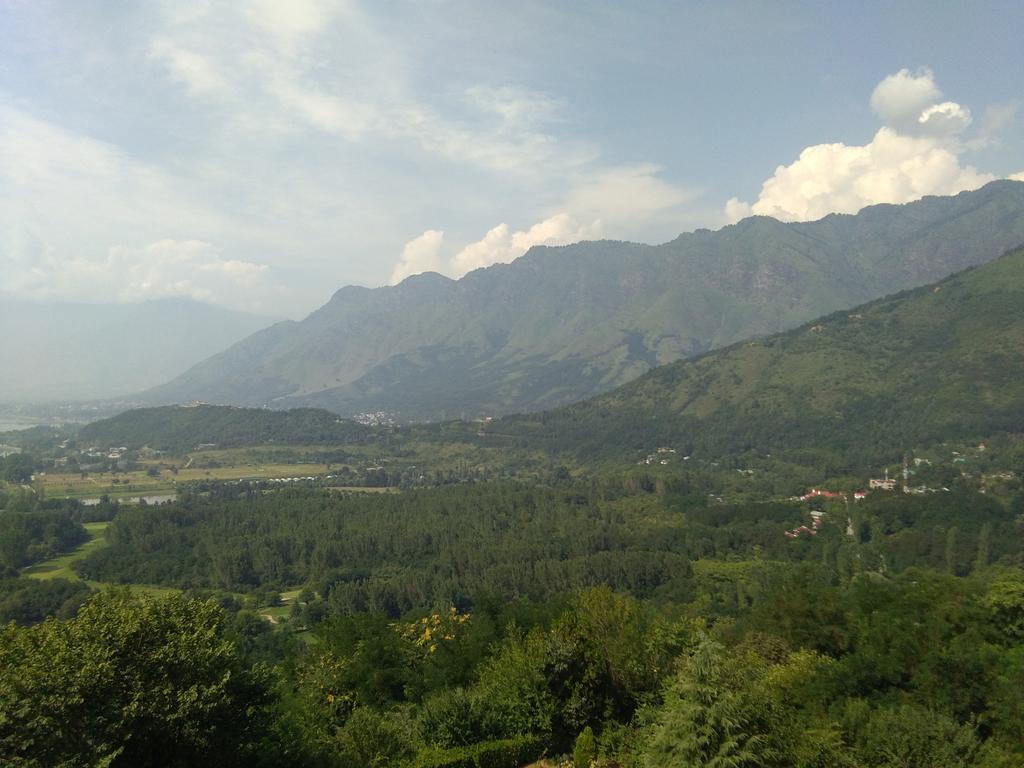 Hotel City Of Kashmir Srinagar India Booking Com - Mount Scenery , HD Wallpaper & Backgrounds