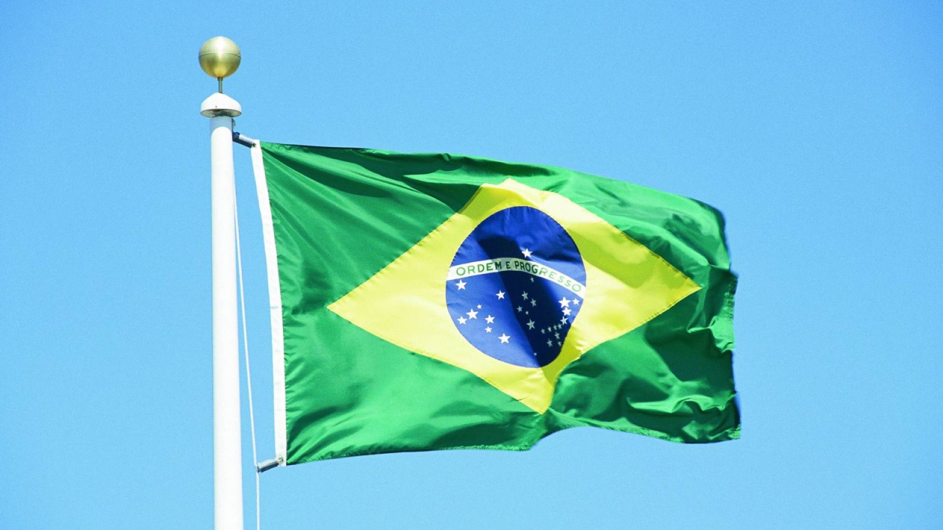 Bandeira Do Brasil Hd - Real Pictures Of The Brazil Flag , HD Wallpaper & Backgrounds