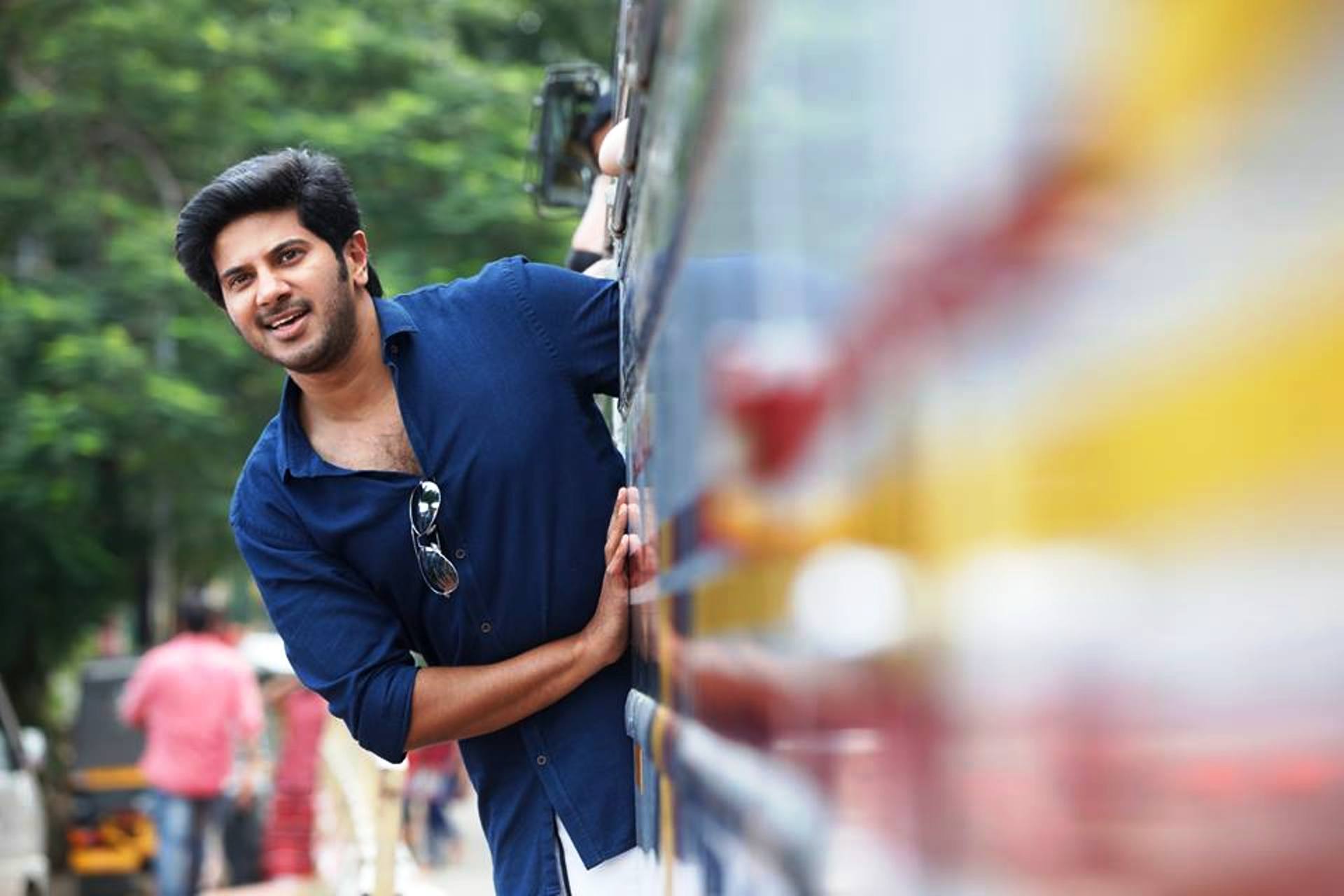 Dulquer Salmaan Jomonte Suvisheshangal , HD Wallpaper & Backgrounds