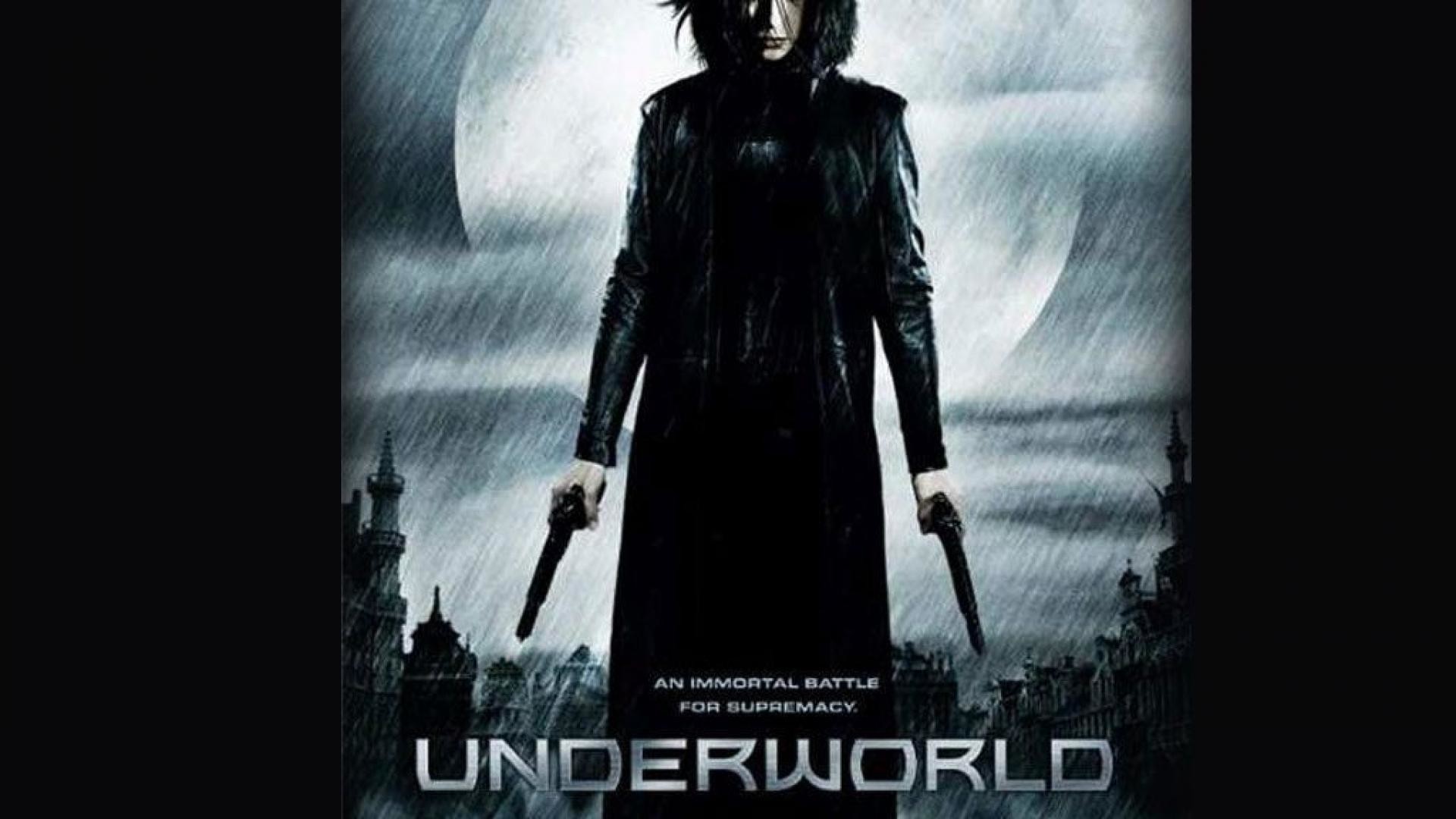 Selene Underworld Evolution Rise Of The Lycans Awakening - Underworld 2003 Movie Poster , HD Wallpaper & Backgrounds