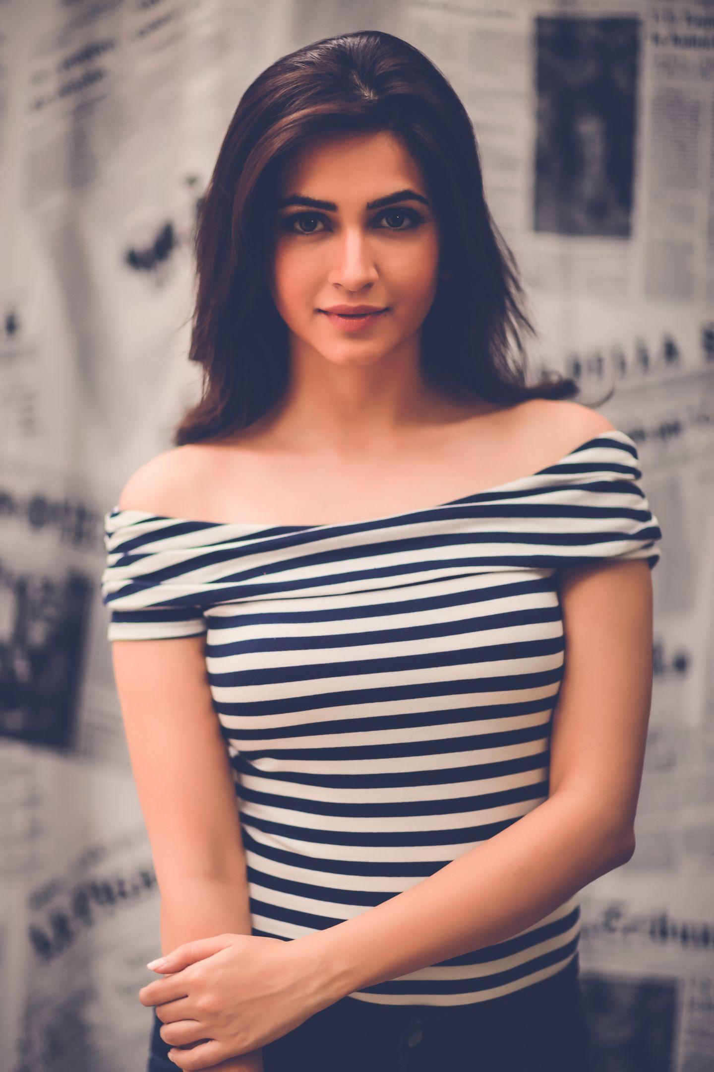 Kriti Kharbanda S Wallpaper Kriti Kharbanda Hot Ultra - Kriti Kharbanda New Photoshoot , HD Wallpaper & Backgrounds