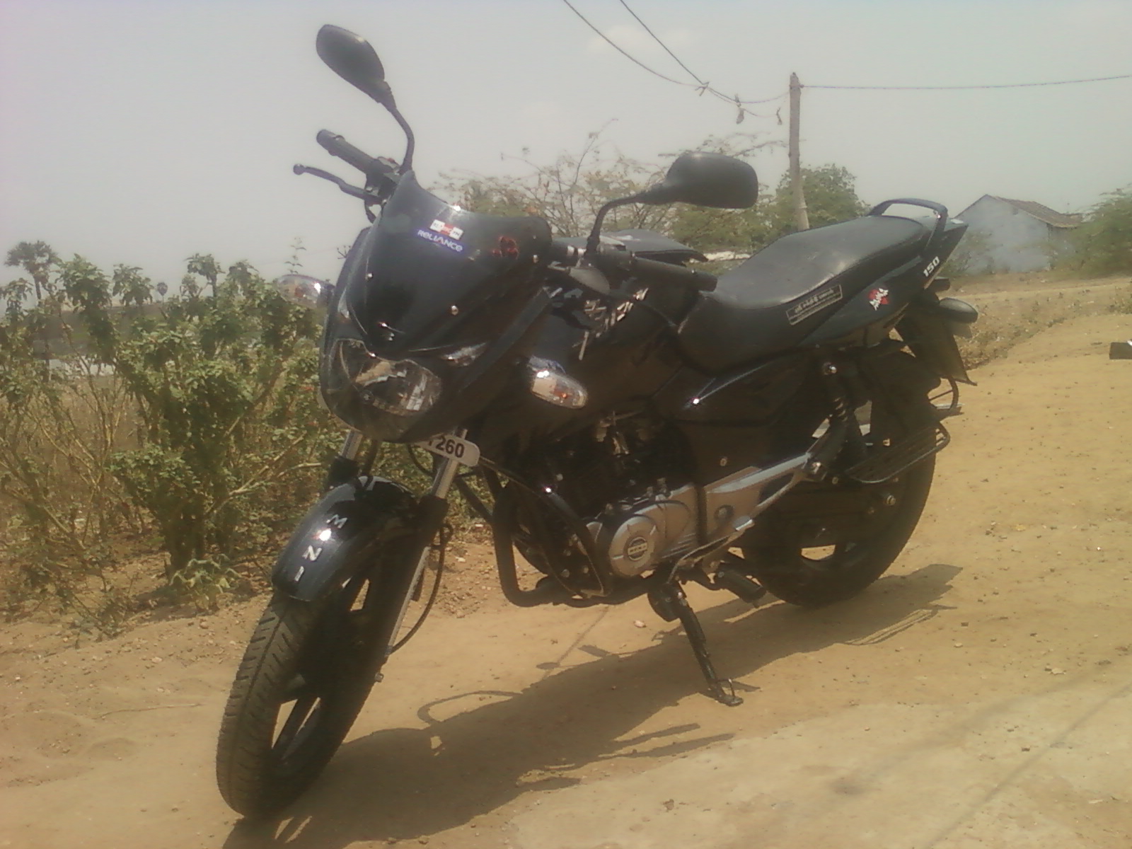How Useful Was This Review - Pulsar 150 Model 2013 , HD Wallpaper & Backgrounds