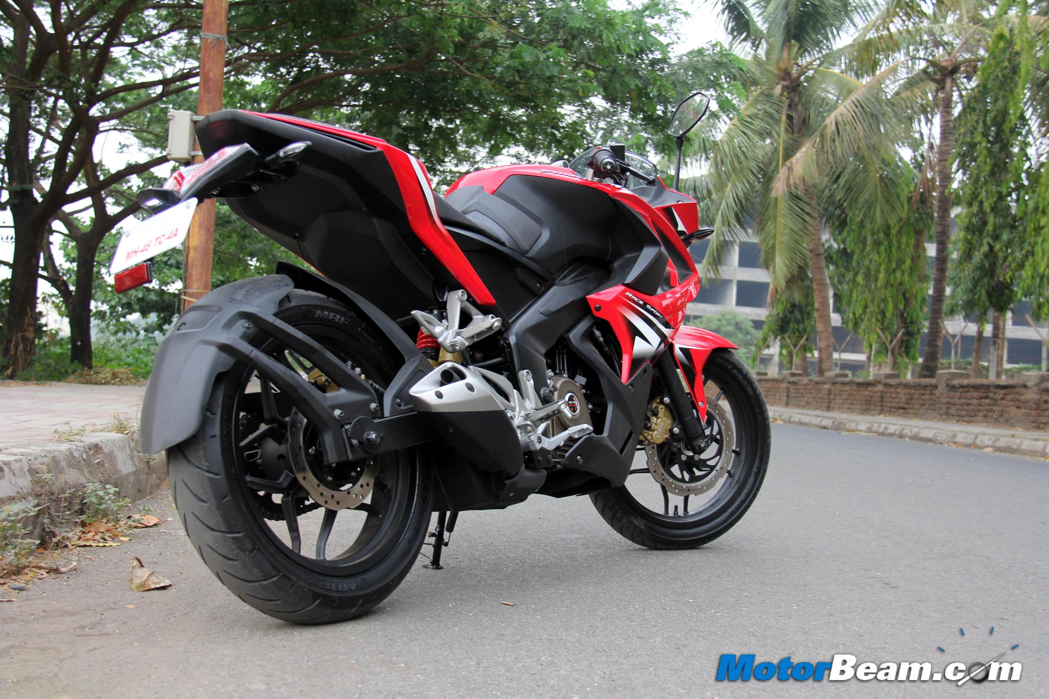 Pulsar Rs 200 Hd Wallpaper - Hero Honda Glamour 2011 , HD Wallpaper & Backgrounds