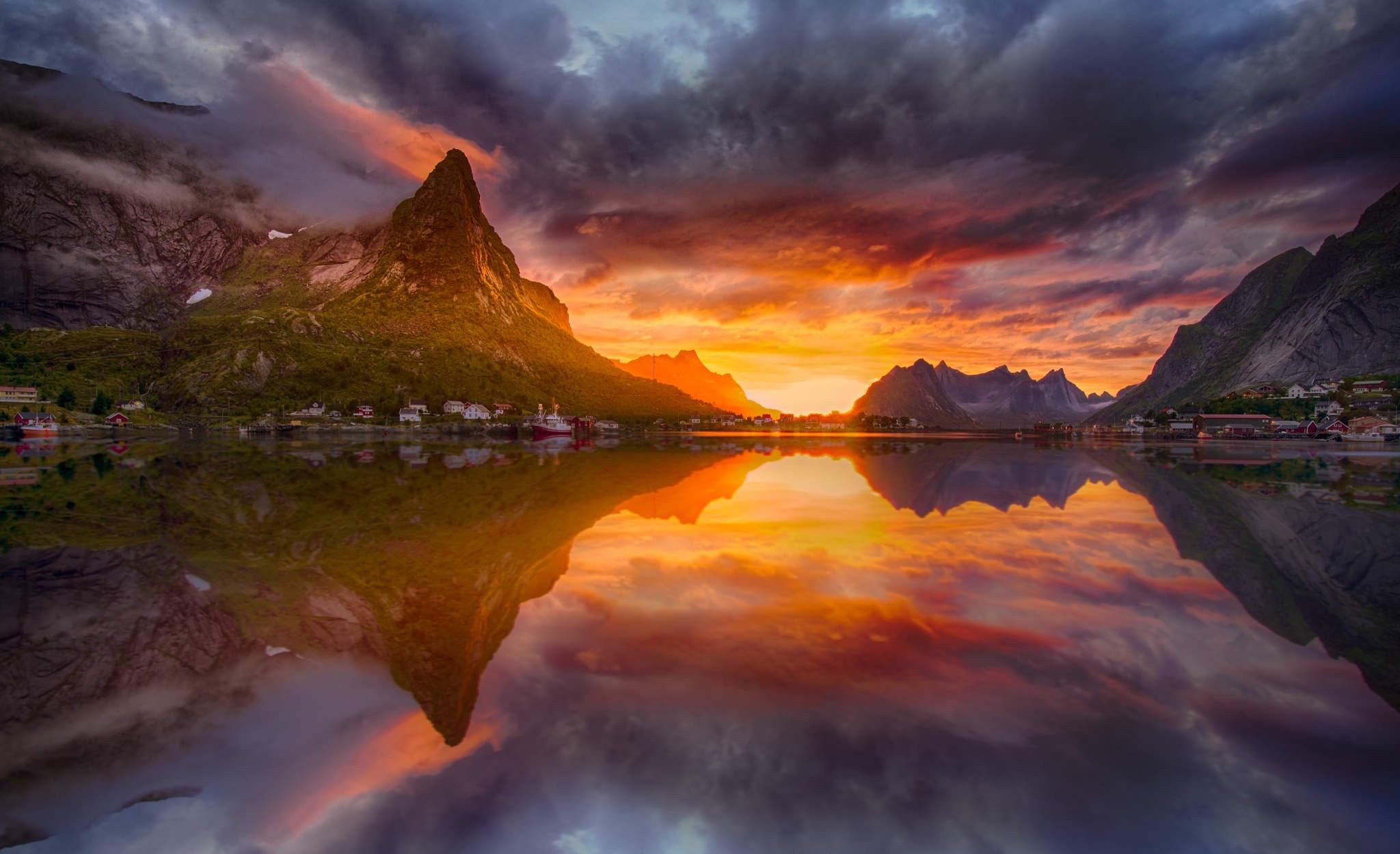#reflection, #lofoten Islands, #midnight, #landscape, - Lofoten Islands Midnight Sun , HD Wallpaper & Backgrounds