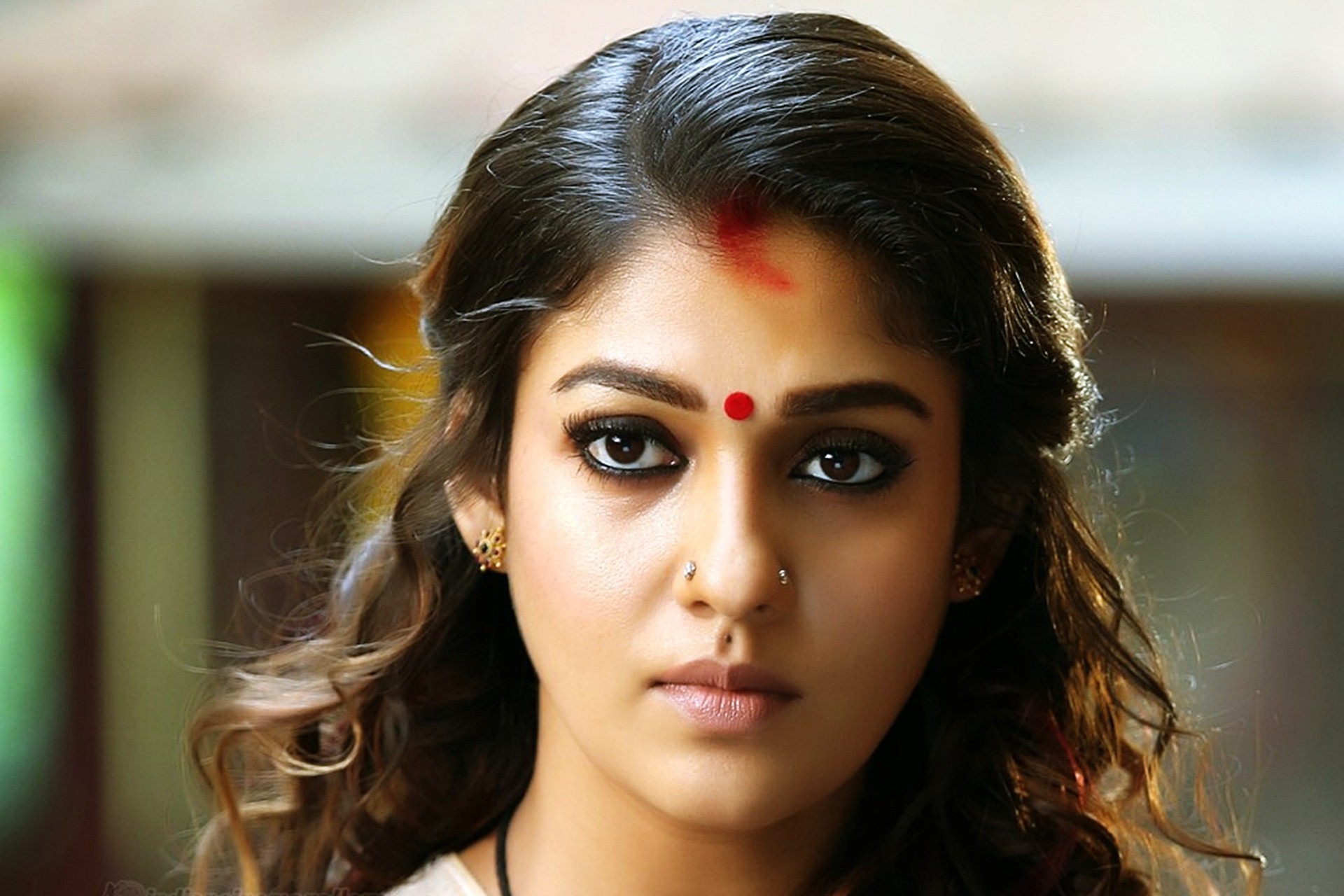 Nayanthara Actress Wallpaper - Puthiya Niyamam Nayanthara Saree , HD Wallpaper & Backgrounds