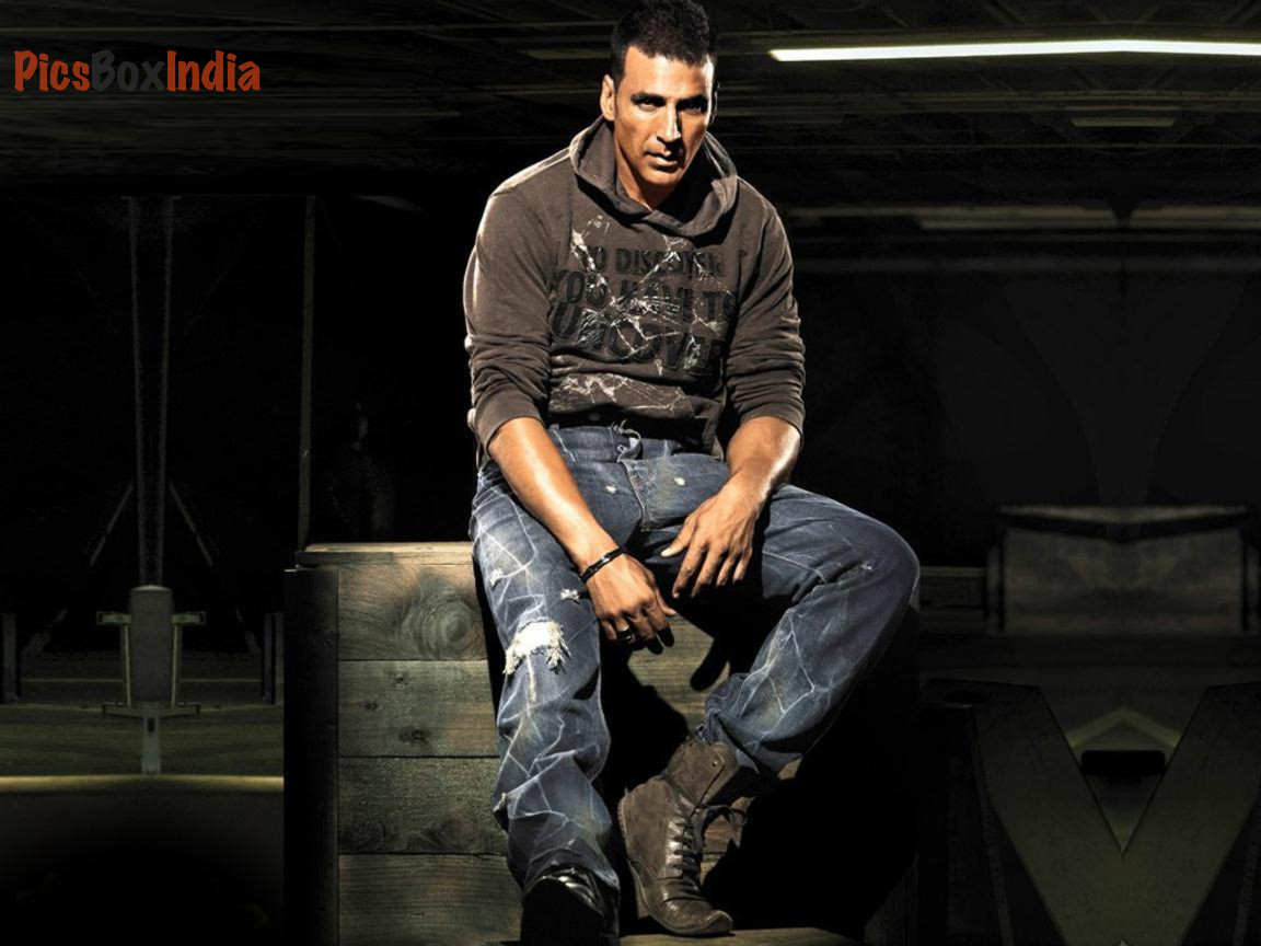Here Are 18 Most Stylish Photos And Hd Wallpapers Of - Akshay Kumar Levis Jeans , HD Wallpaper & Backgrounds