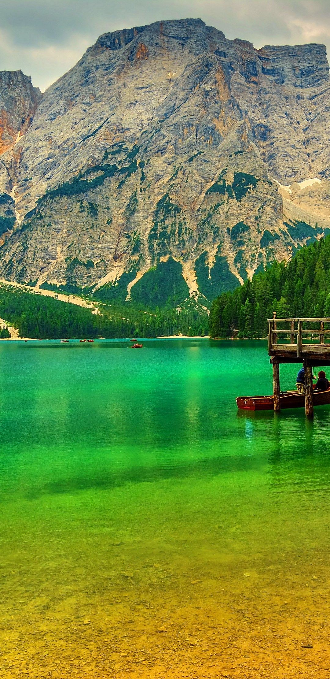 Download Coloros 6 Stock Wallpapers Source - Pragser Wildsee , HD Wallpaper & Backgrounds