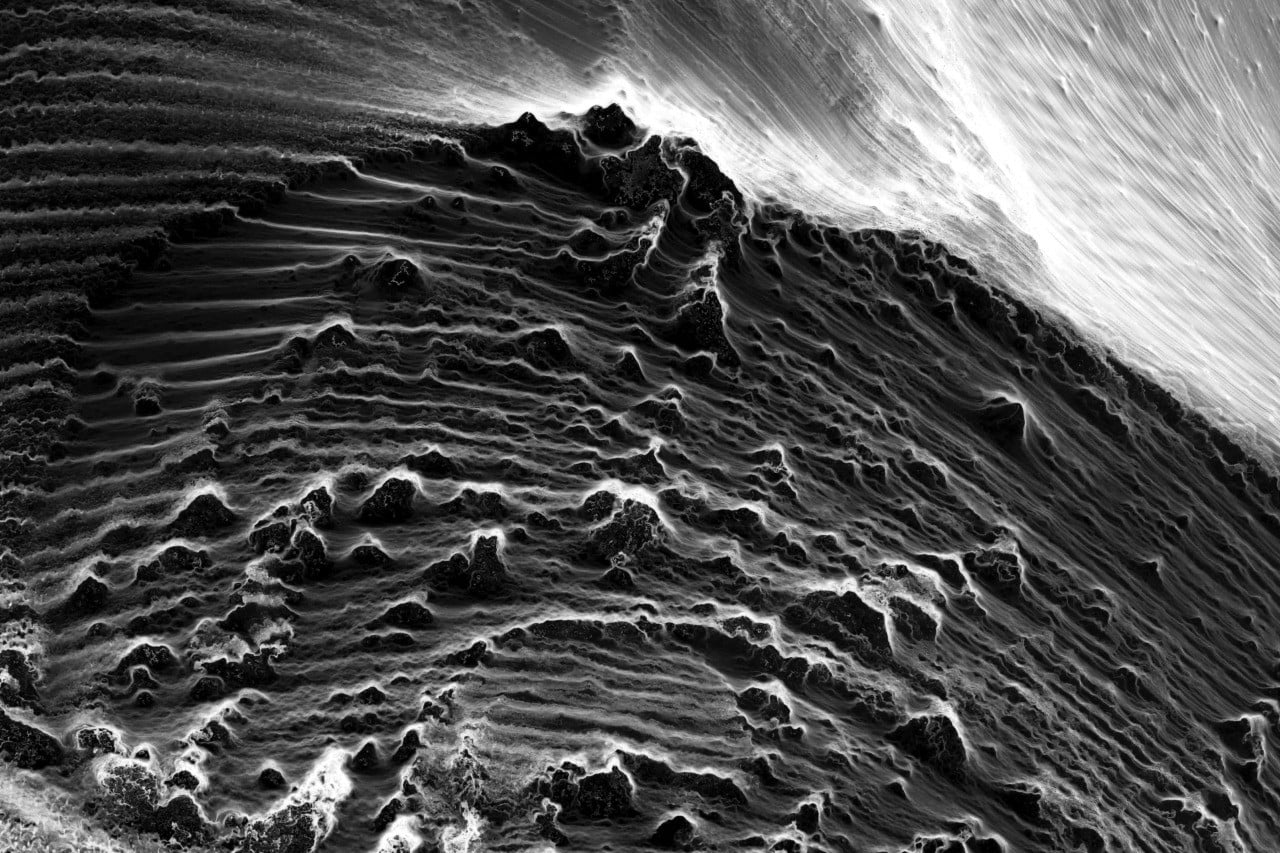 Grayscale Photo Of Body Of Water, Noisy, Waves, Monochrome - Noisy , HD Wallpaper & Backgrounds