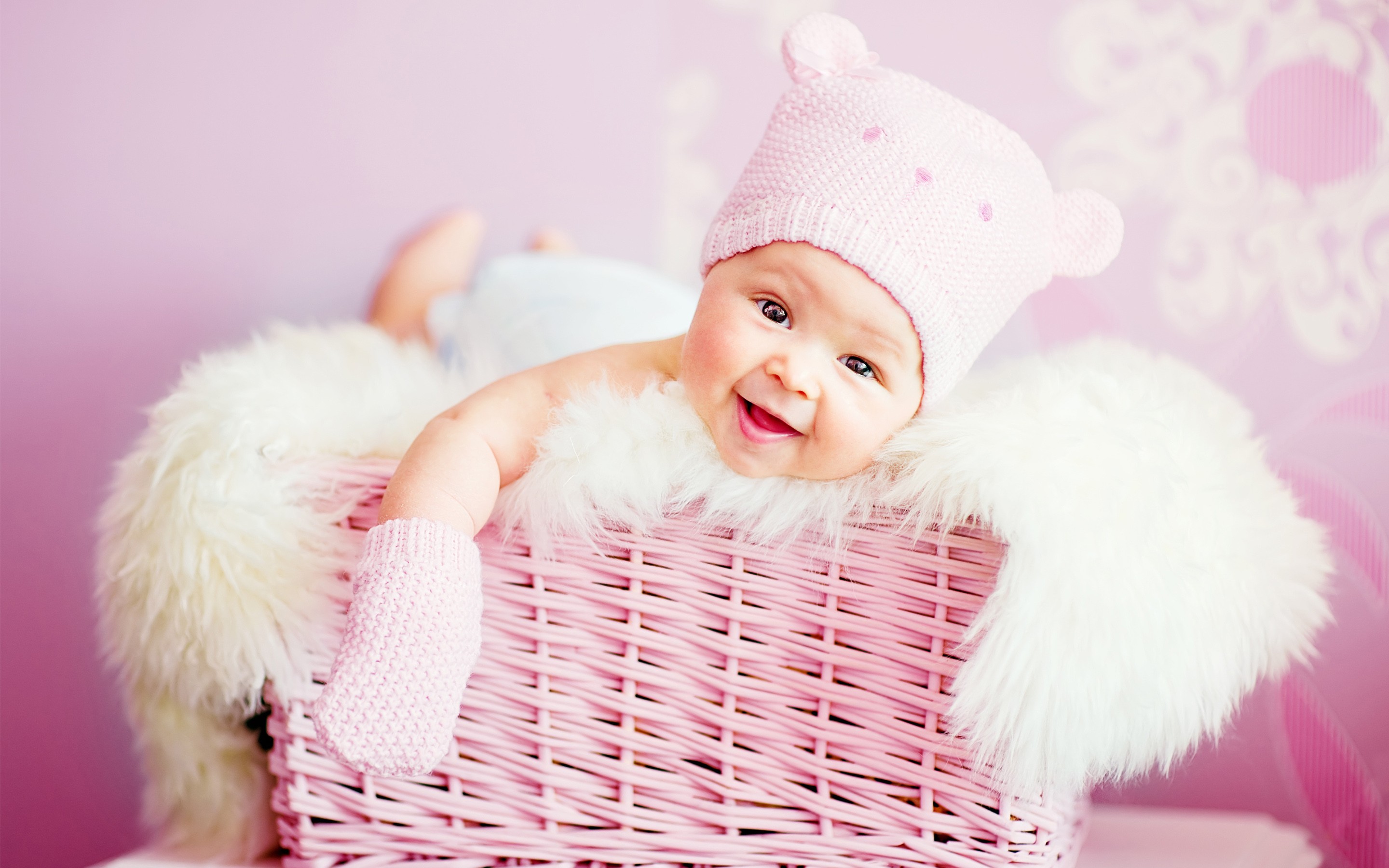 Baby Laughing Cute - Babies Laughing , HD Wallpaper & Backgrounds