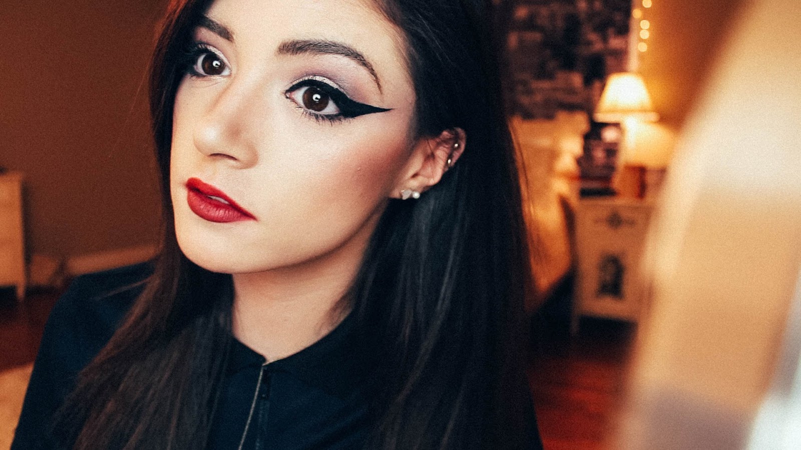 I Love Her Eyeliner, It Looks So Good On Her - Chrissy Costanza Makeup , HD Wallpaper & Backgrounds