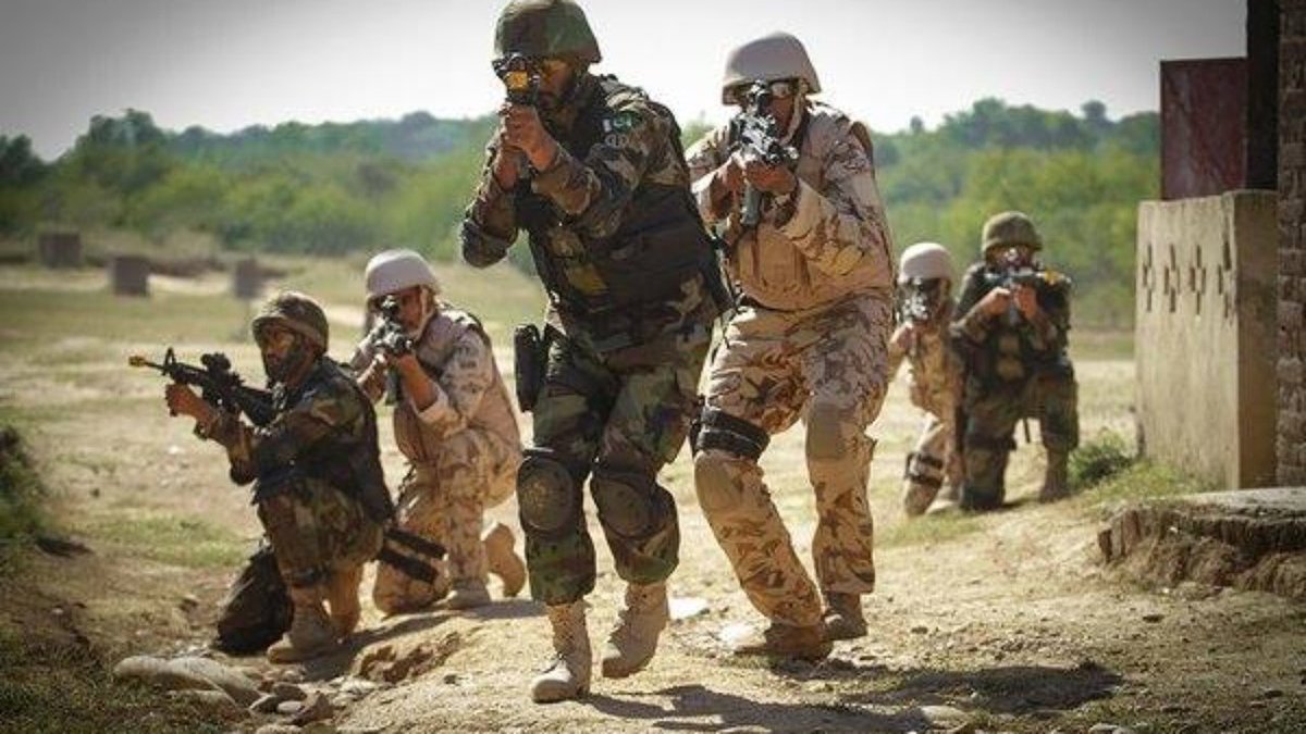 Pak Army Ssg Commandos Hd Wallpapers Labzada Wallpaper - Pak Army , HD Wallpaper & Backgrounds