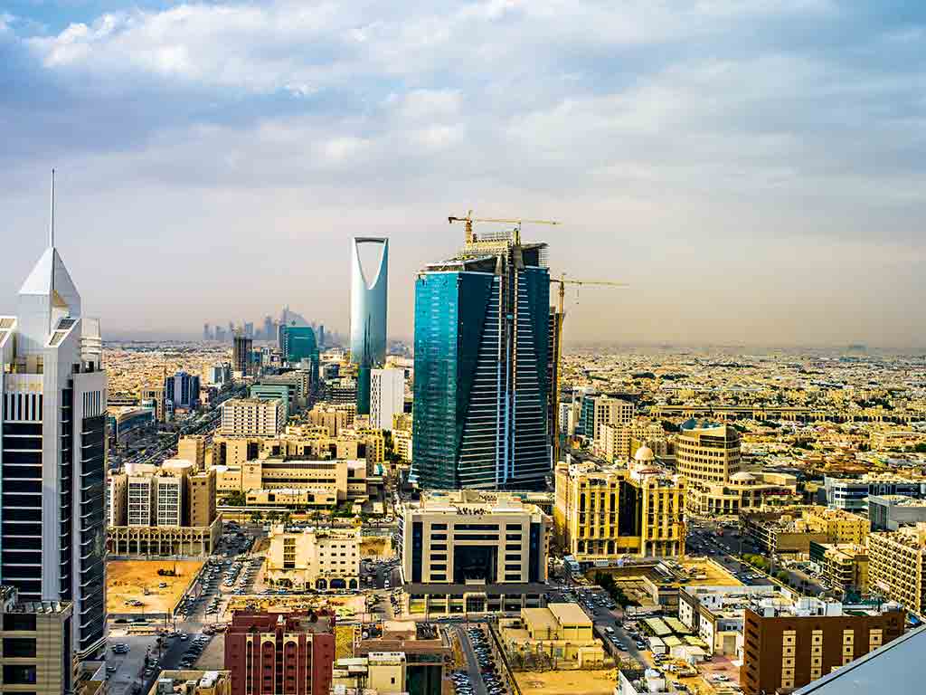 For Years, Saudi Arabia's Fortunes Have Been Heavily - Saudi Arabia , HD Wallpaper & Backgrounds